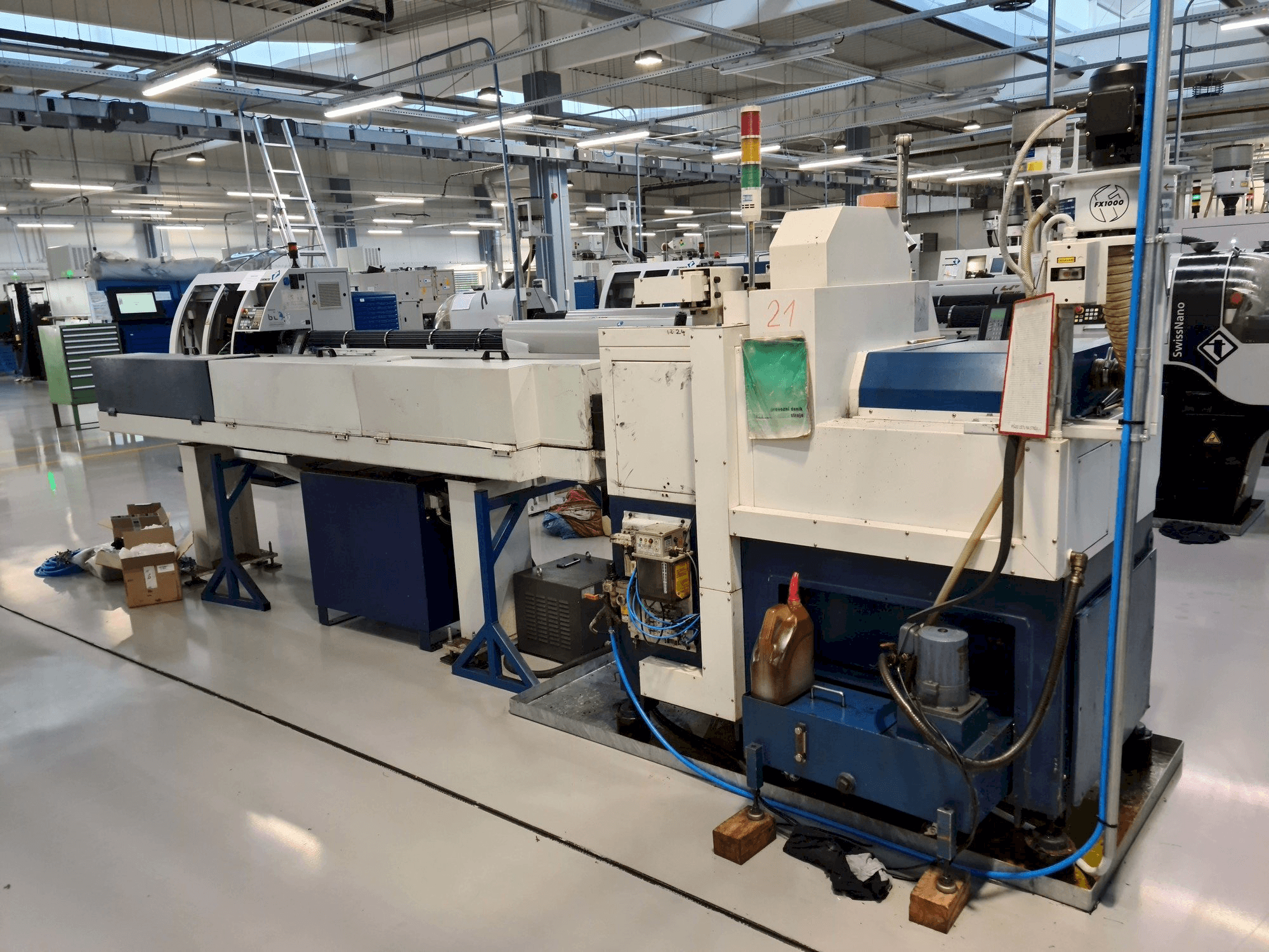 Front view of KMT Speed 12 machine