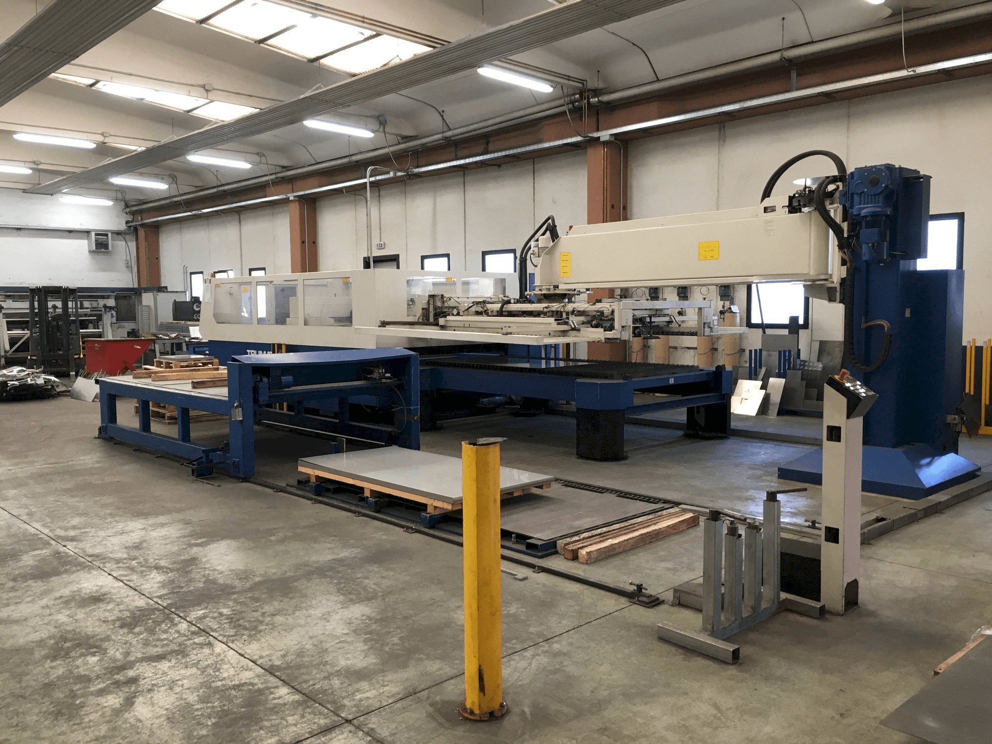 Front view of Trumpf Trumatic L 3030 machine