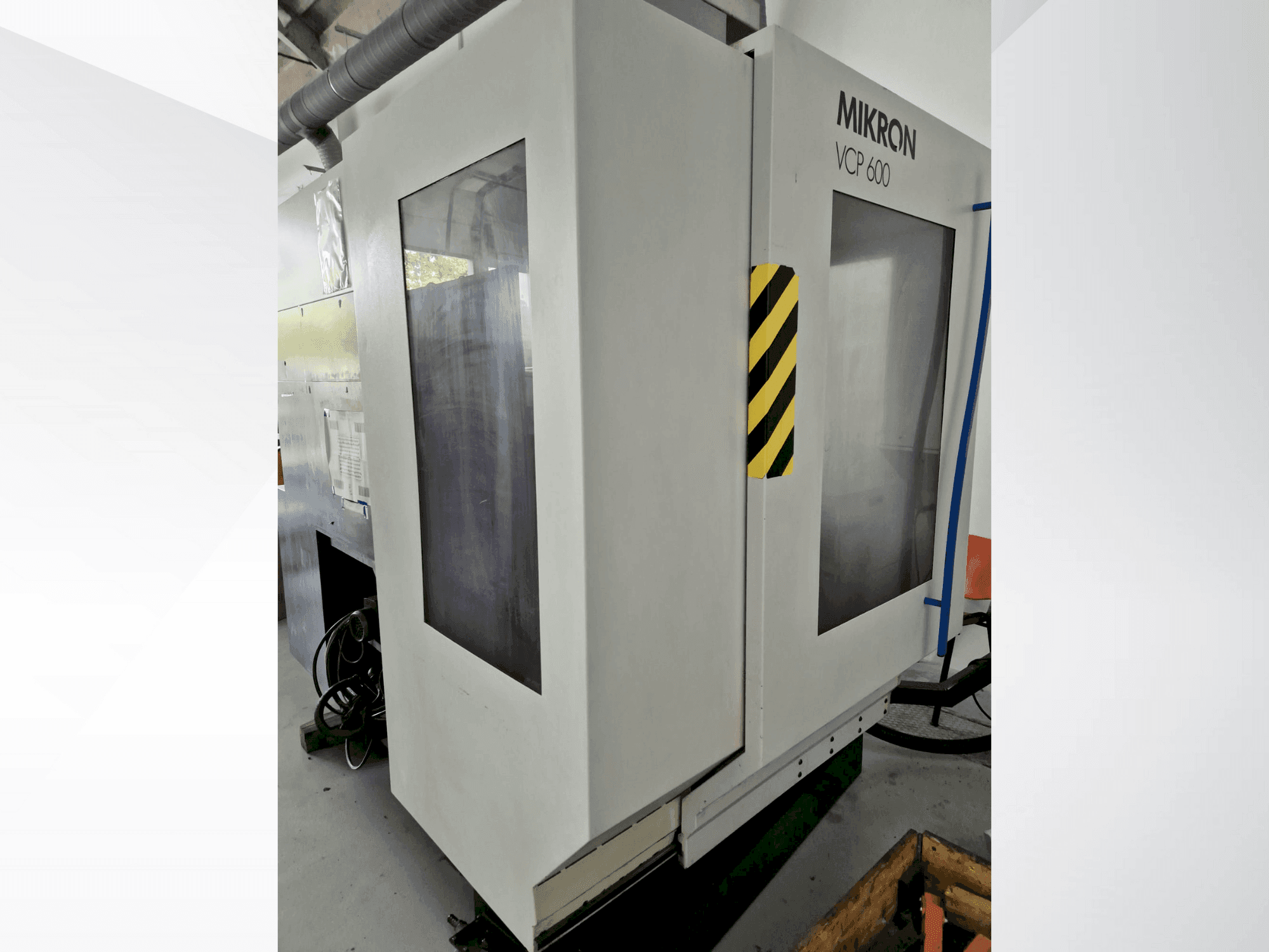 Front view of MIKRON VCP 600 machine