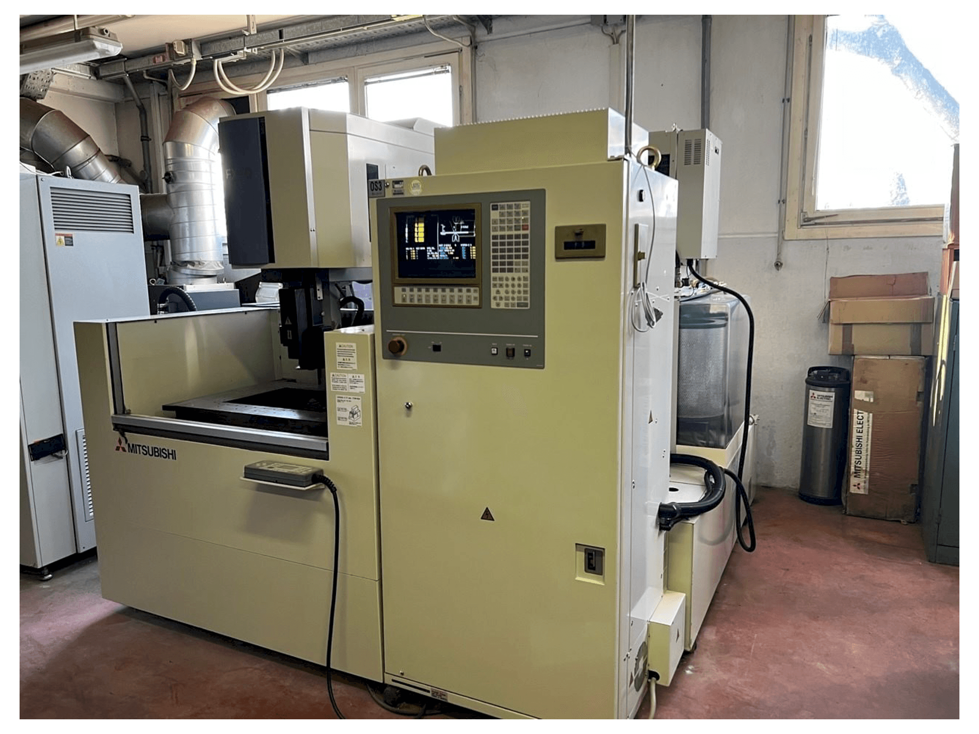 Front view of Mitsubishi fx 20 machine