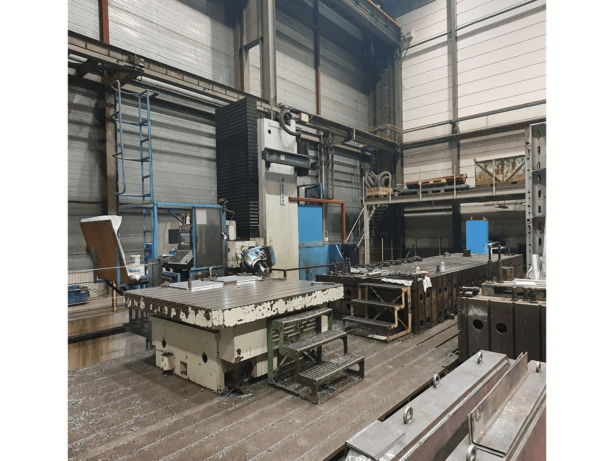 Front view of Zayer 30-KCU-12000 machine