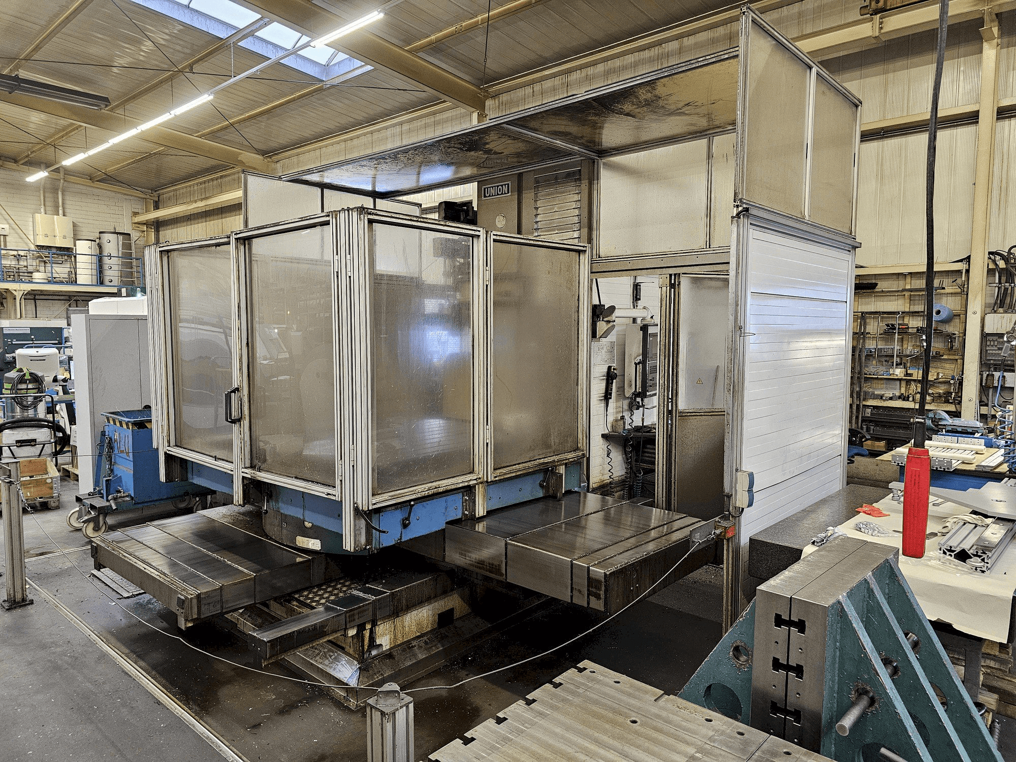 Front view of UNION TC 110 machine