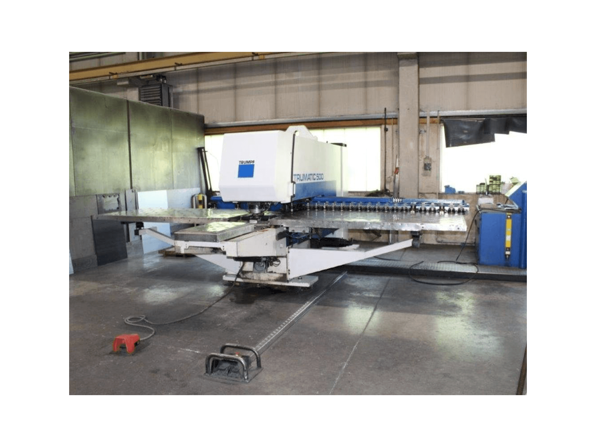 Front view of Trumpf Trumatic 500 machine