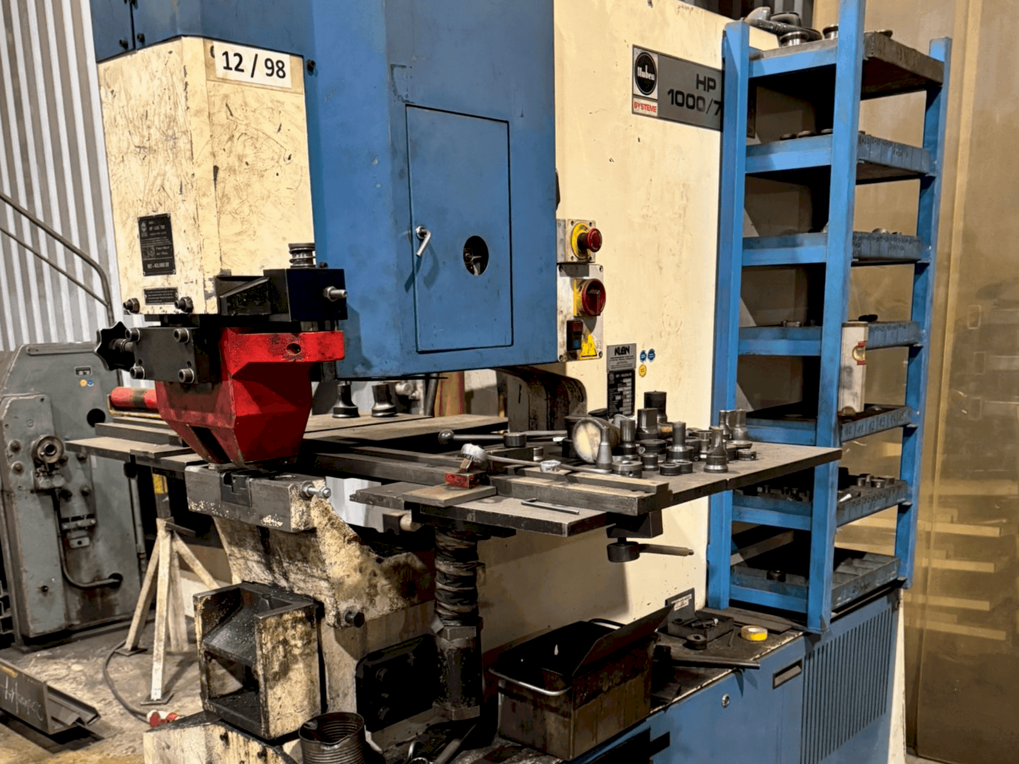 Front view of KLEIN HP 1000/760 machine