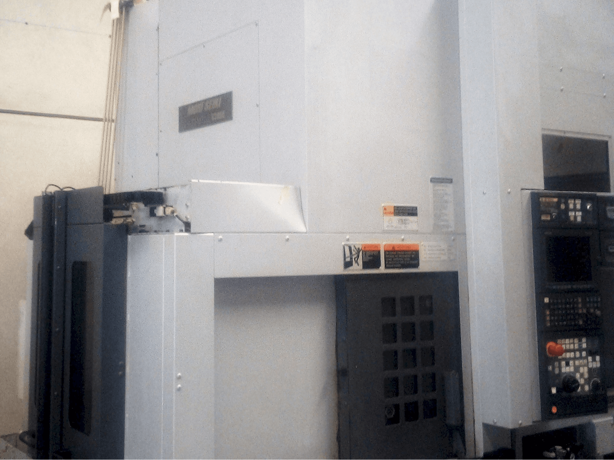 Front view of DMG Mori Seiki ULTIMILL V-3000/MSX-850 machine