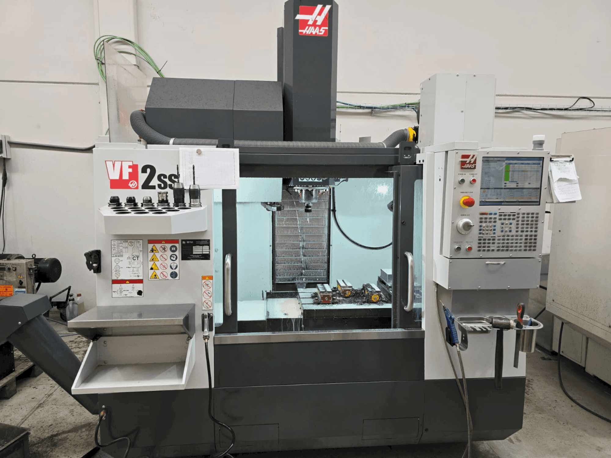 Front view of HAAS VF 2SSYT machine