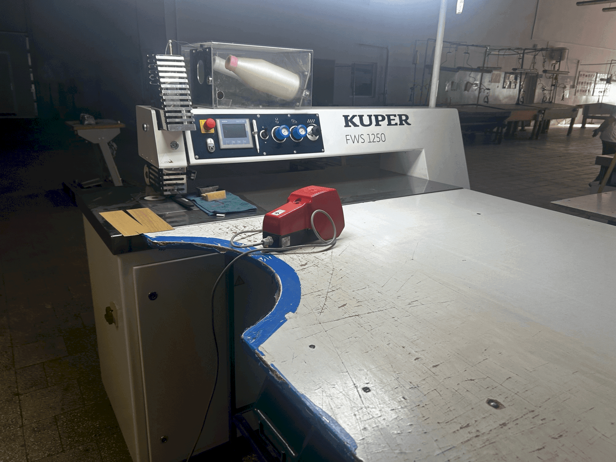 Front view of KUPER FWS 1250 machine