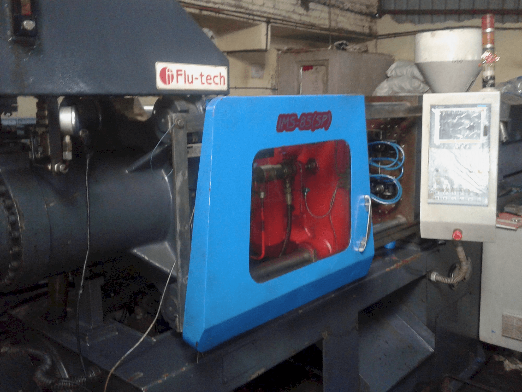 Left view of Flu-tech IMS 85 Machine