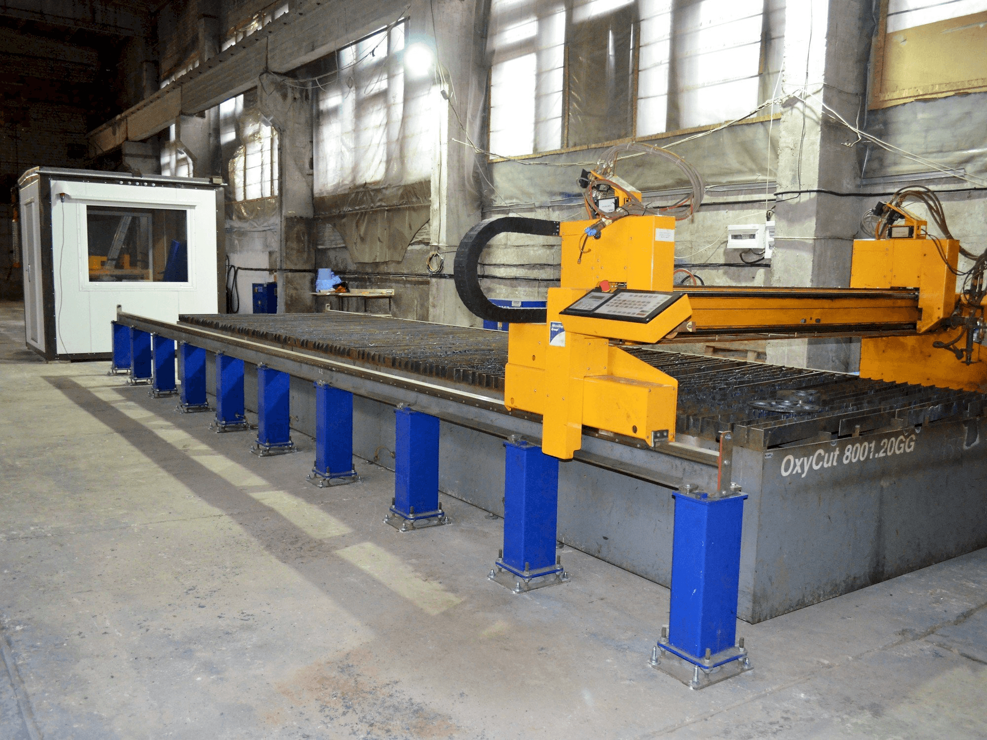 Front view of MicroStep OxyCut 8001 20GG machine