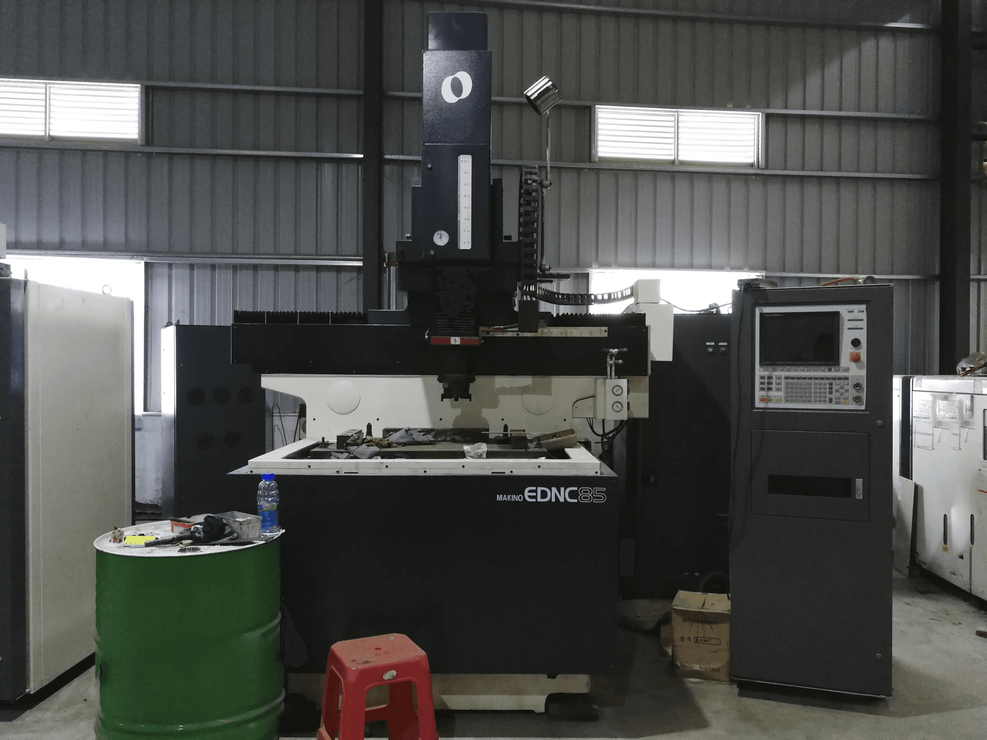 Front view of Makino EDNC85 Machine