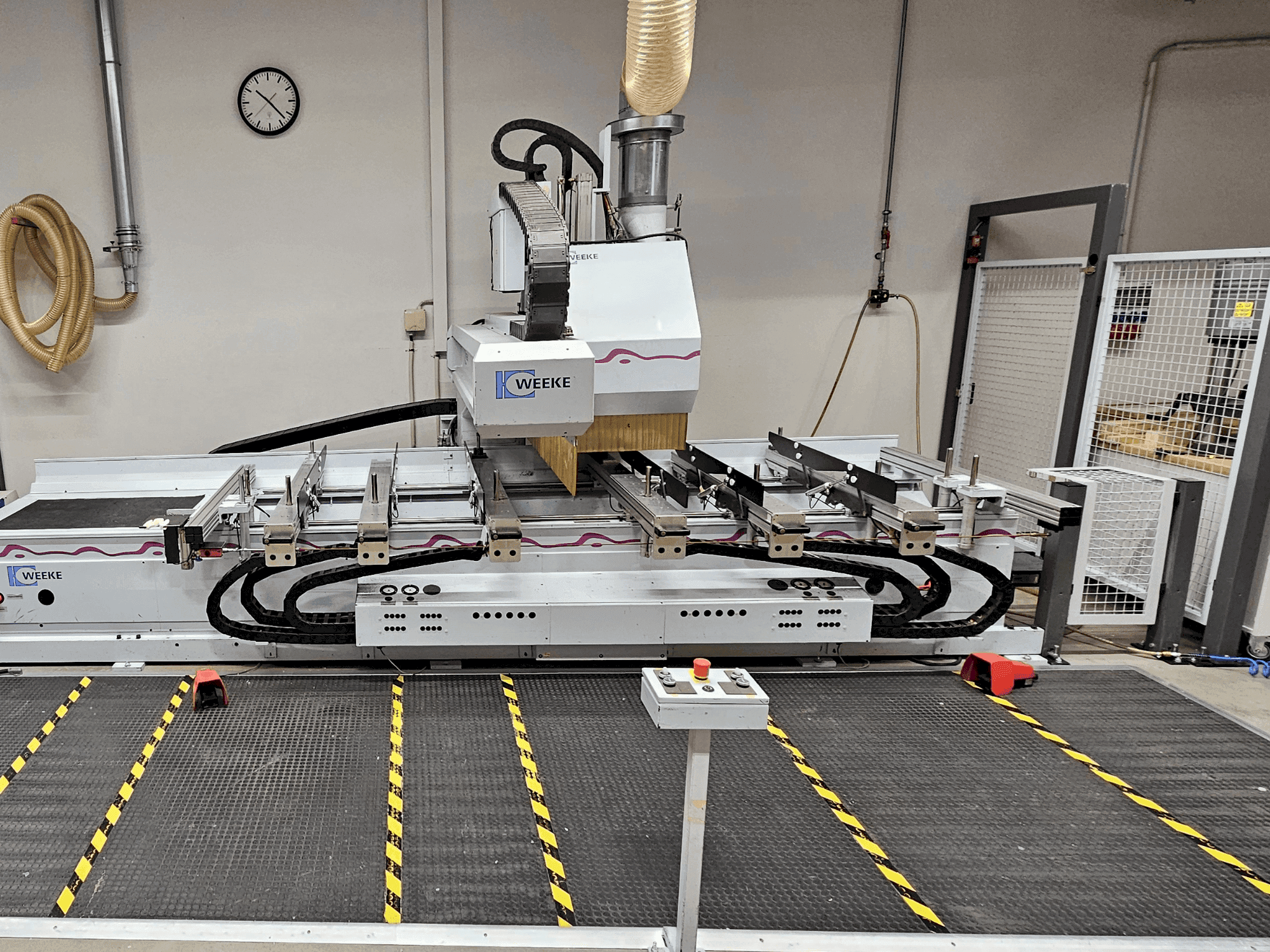 Front view of Weeke Optimat BHC 550 machine