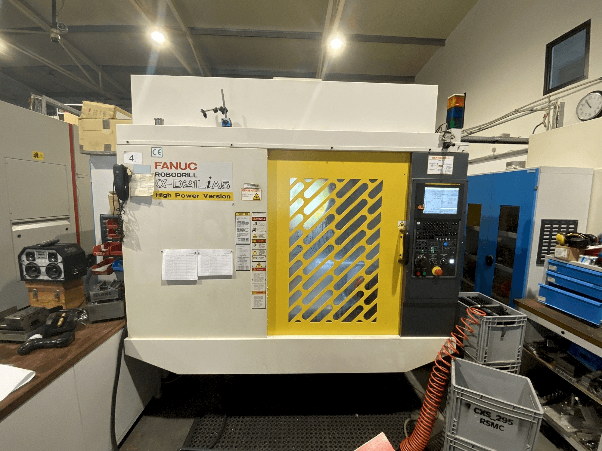 Front view of FANUC Robodrill Alpha D21LiB5 machine