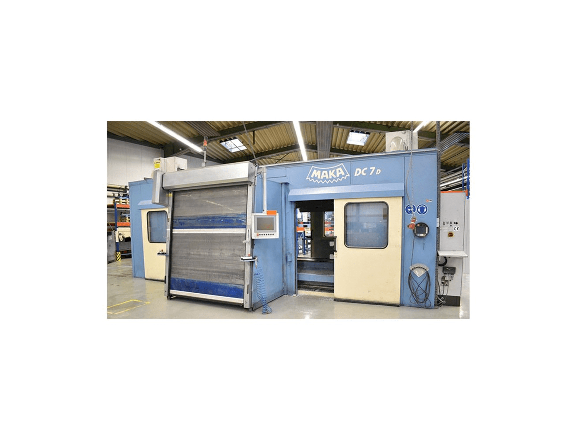 Front view of MAKA DC 7 D machine