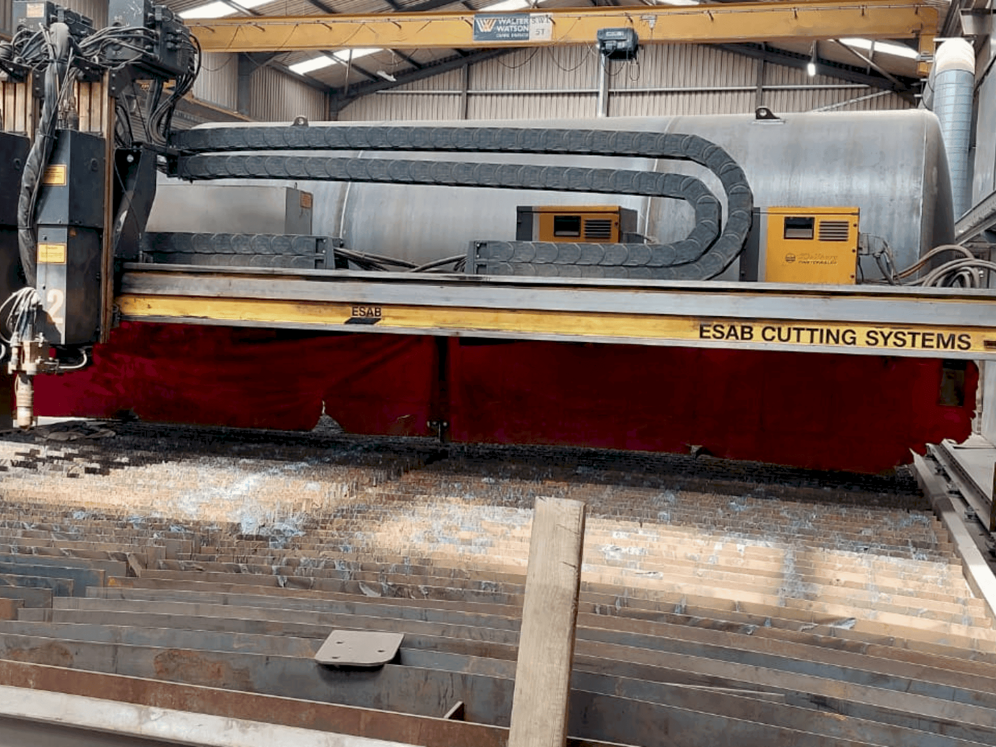 Front view of ESAB Suprarex SXE 5000 machine