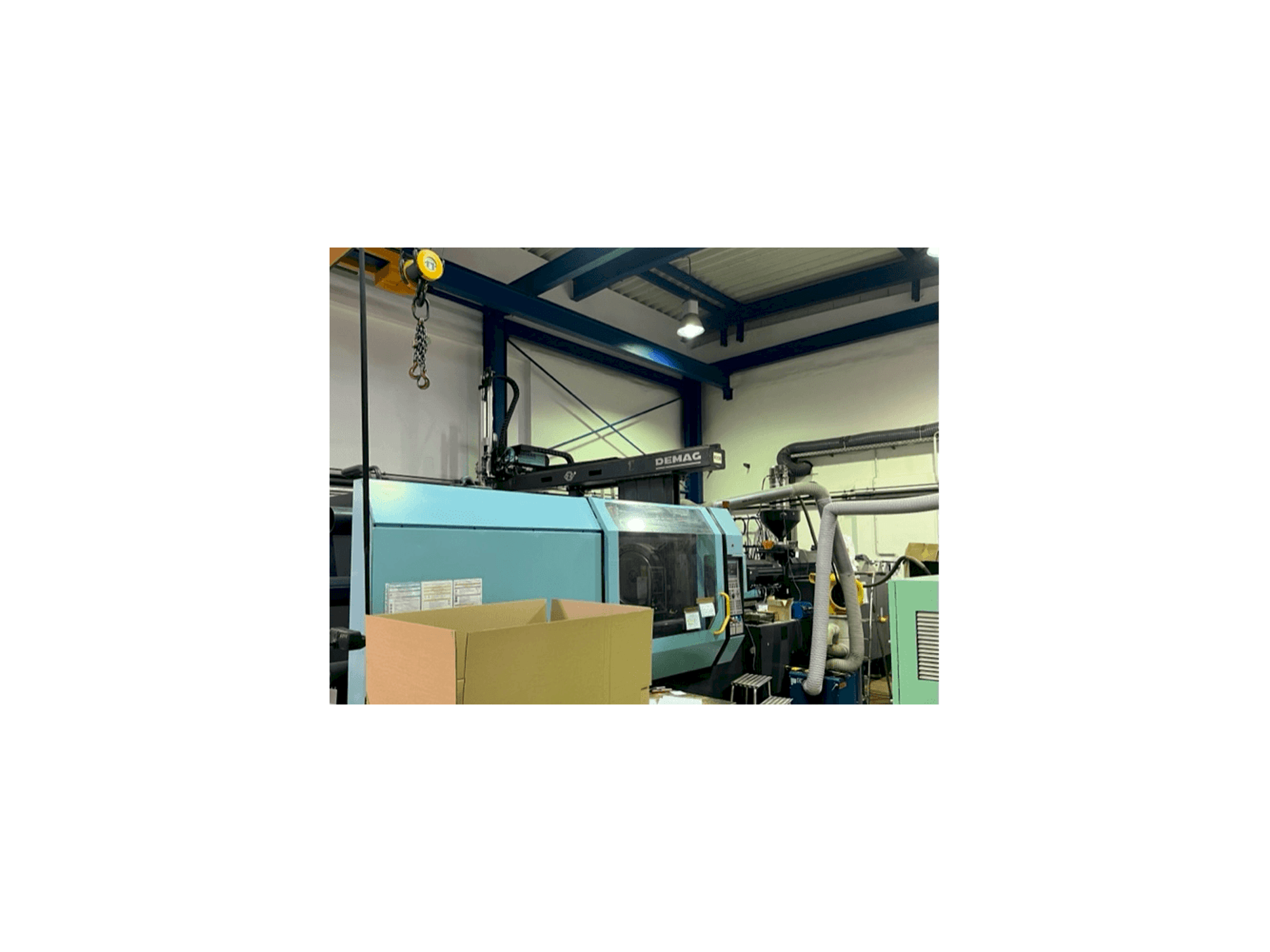 Front view of DEMAG 500/900-5200 machine