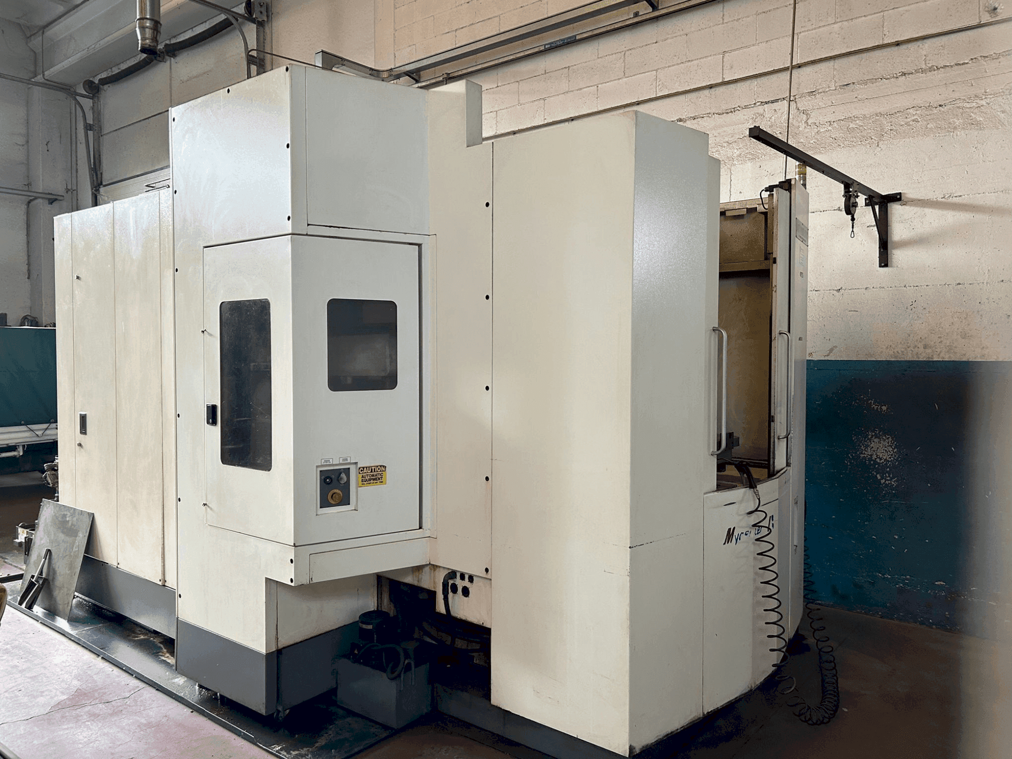 Front view of Kitamura HX500 ia machine