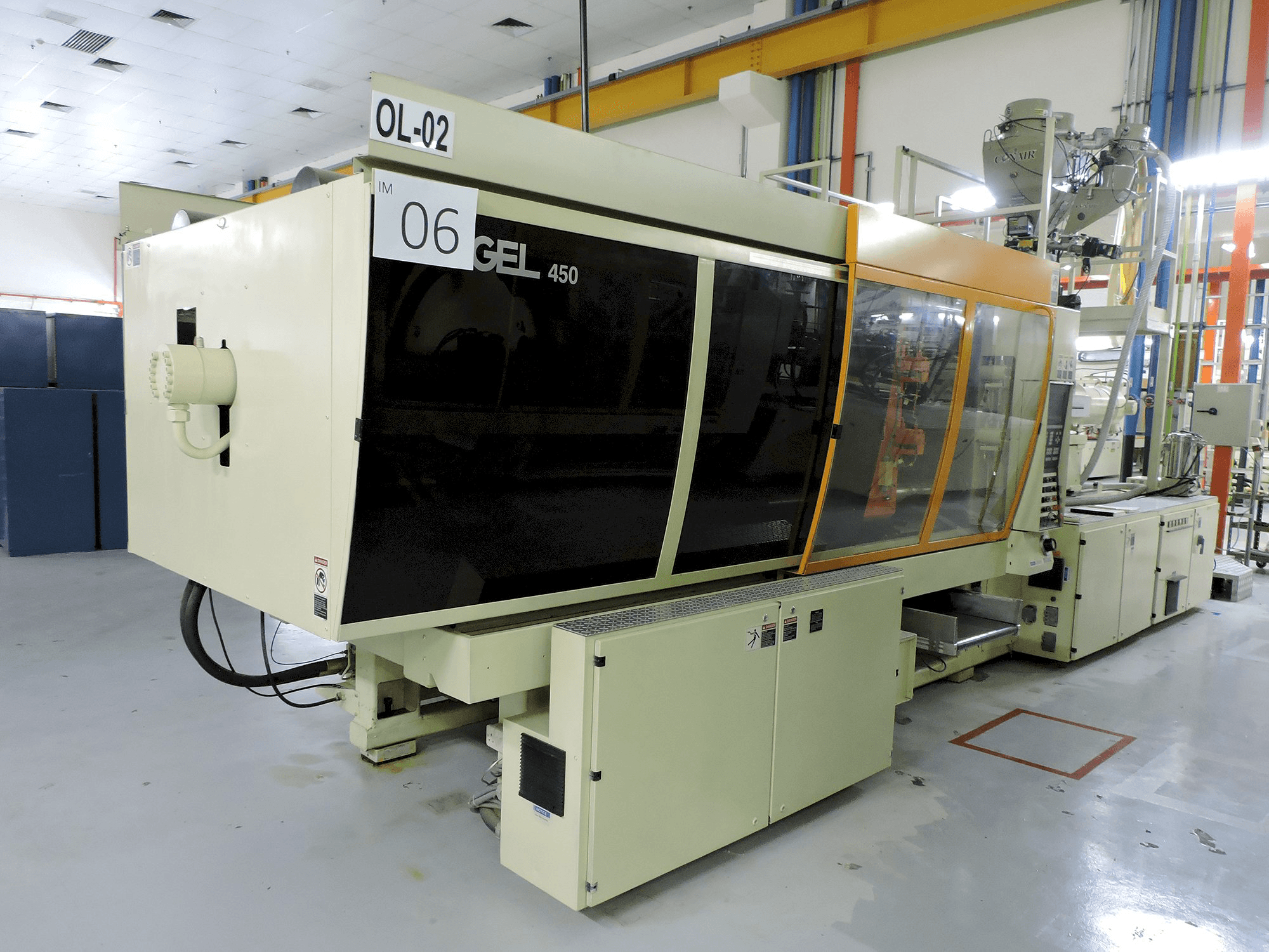 Left view of ENGEL ES 600/450 Machine