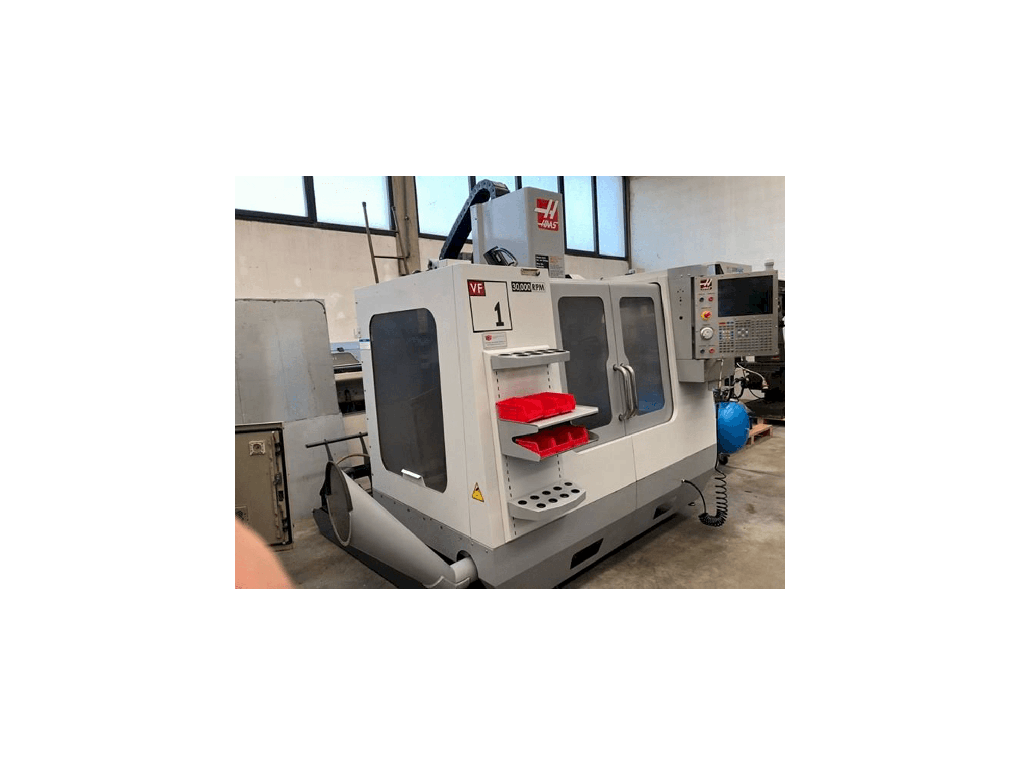 Front view of HAAS VF1 SS machine