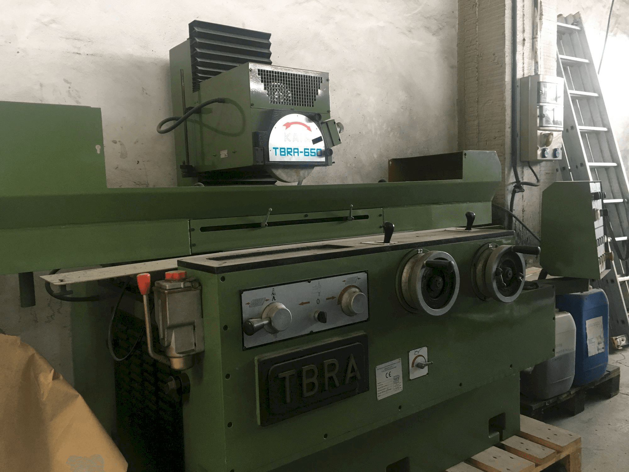 Front view of KAIR TBRA-650 machine