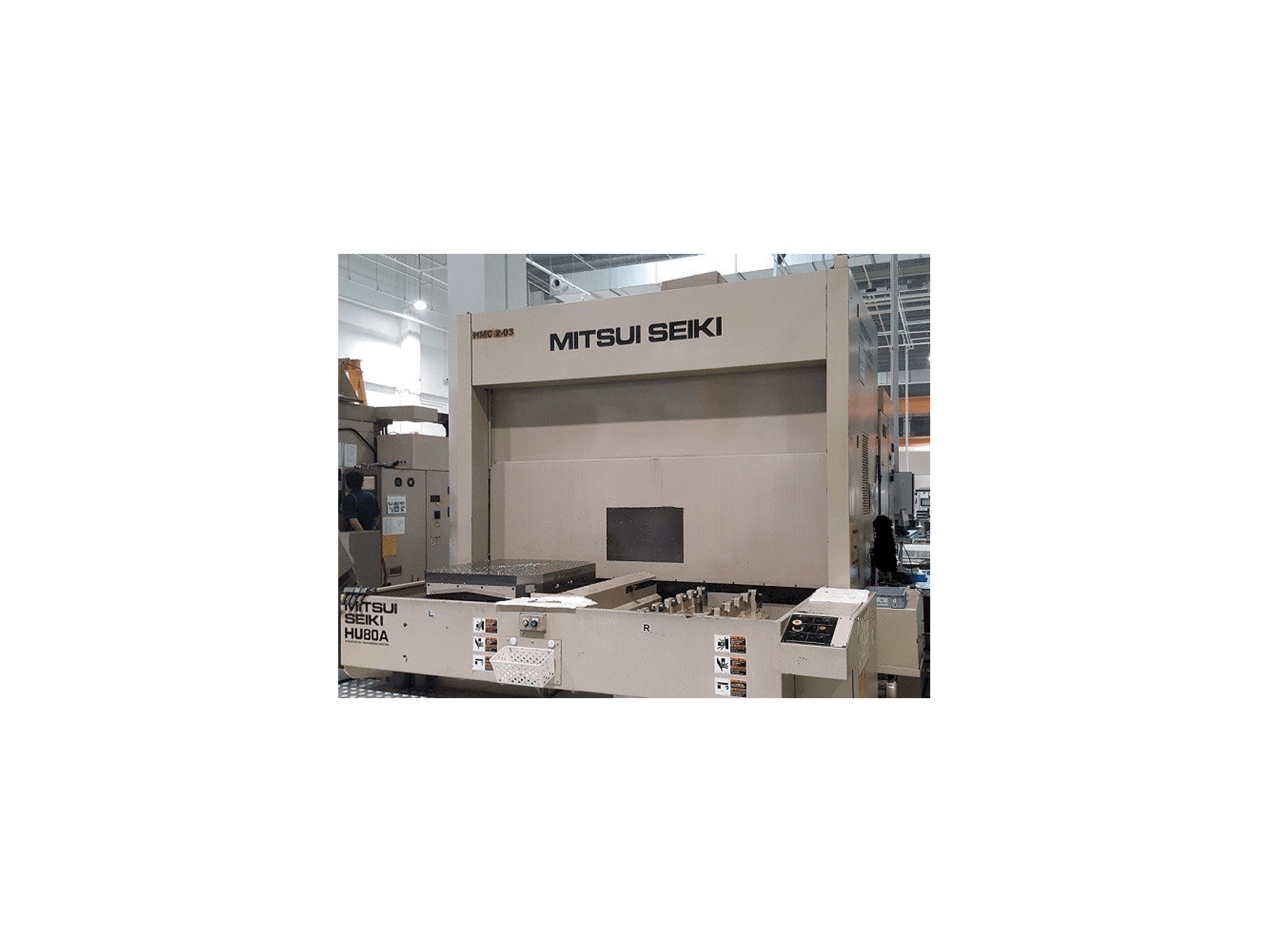 Front view of Mitsui Seiki HU80A machine