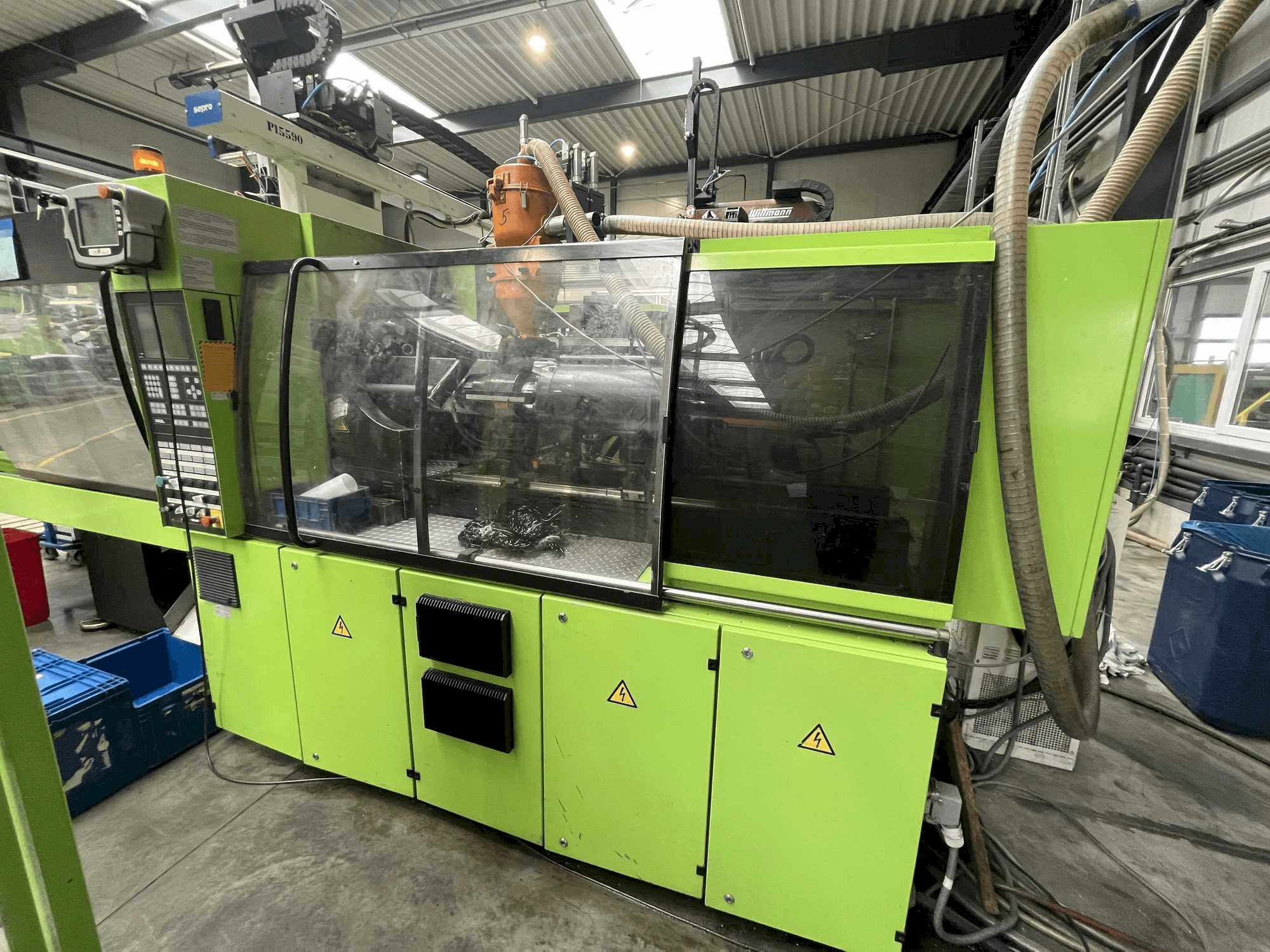 Front view of Engel VIC 650/150 TECH machine