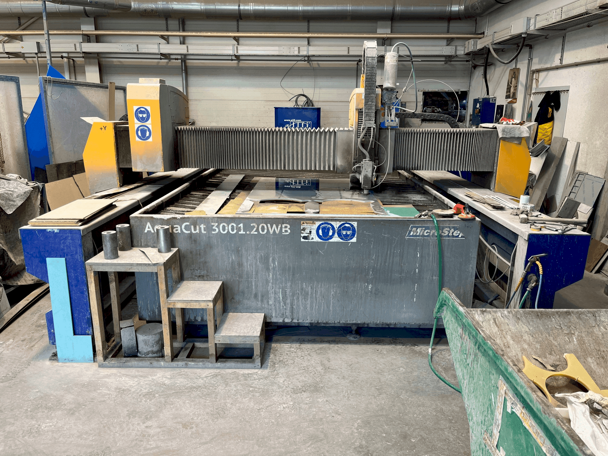 Front view of MicroStep AquaCut 3001.20WB machine