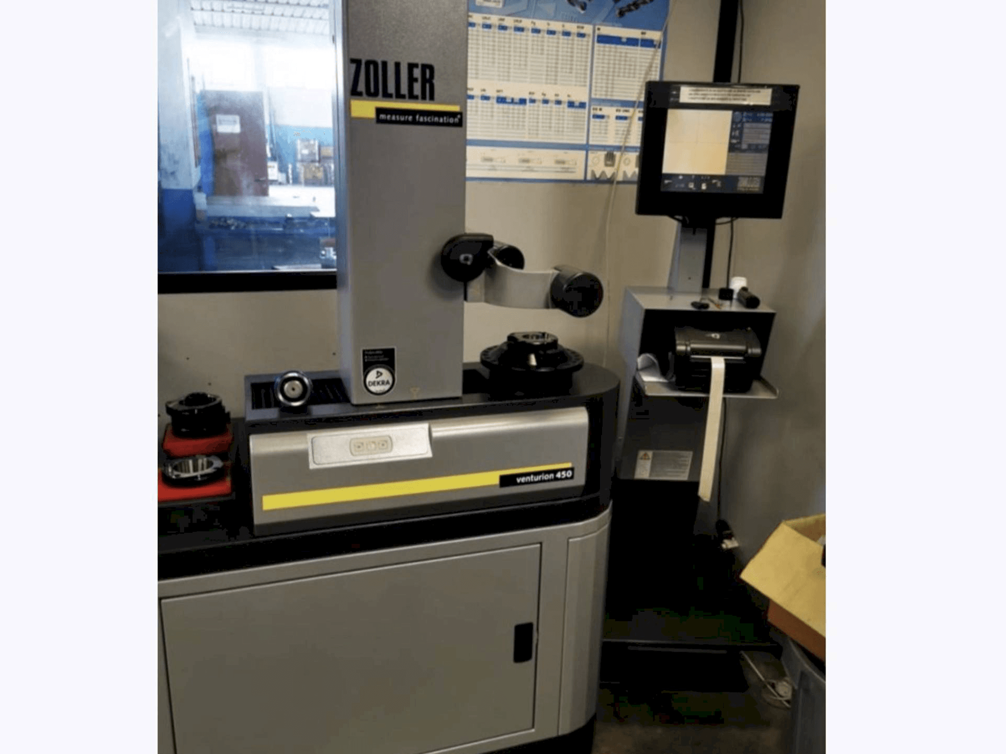 Front view of Zoller Venturion 450 machine