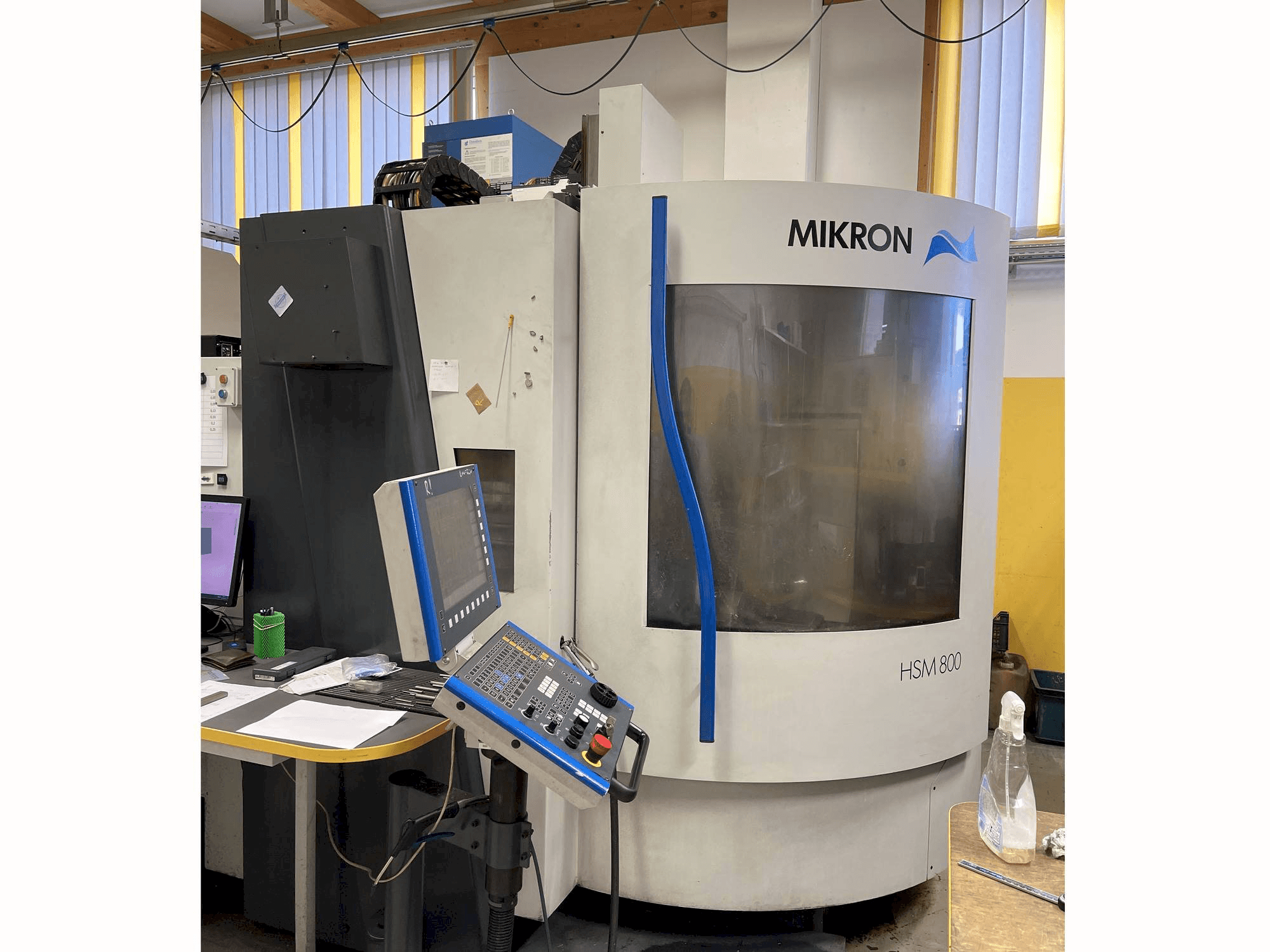 Front view of MIKRON HSM800 machine