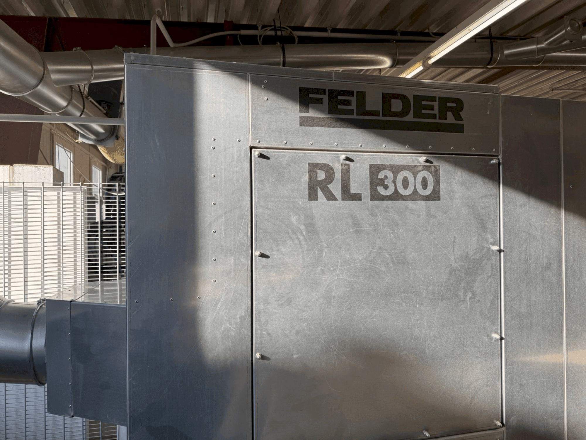 Front view of FELDER FELDER RL 300 machine