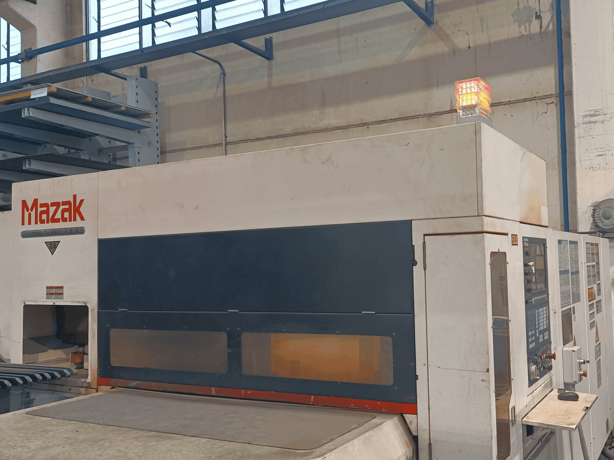 Front view of Mazak MAZAK HTX510 machine