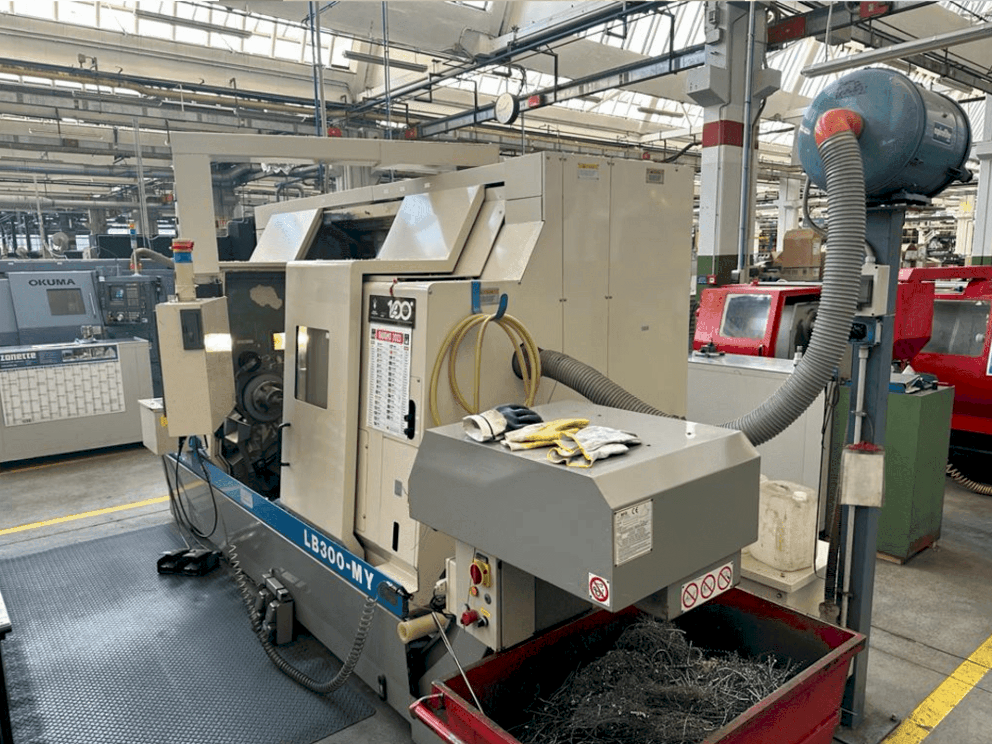 Front view of Okuma LB 300 MY (2000) machine