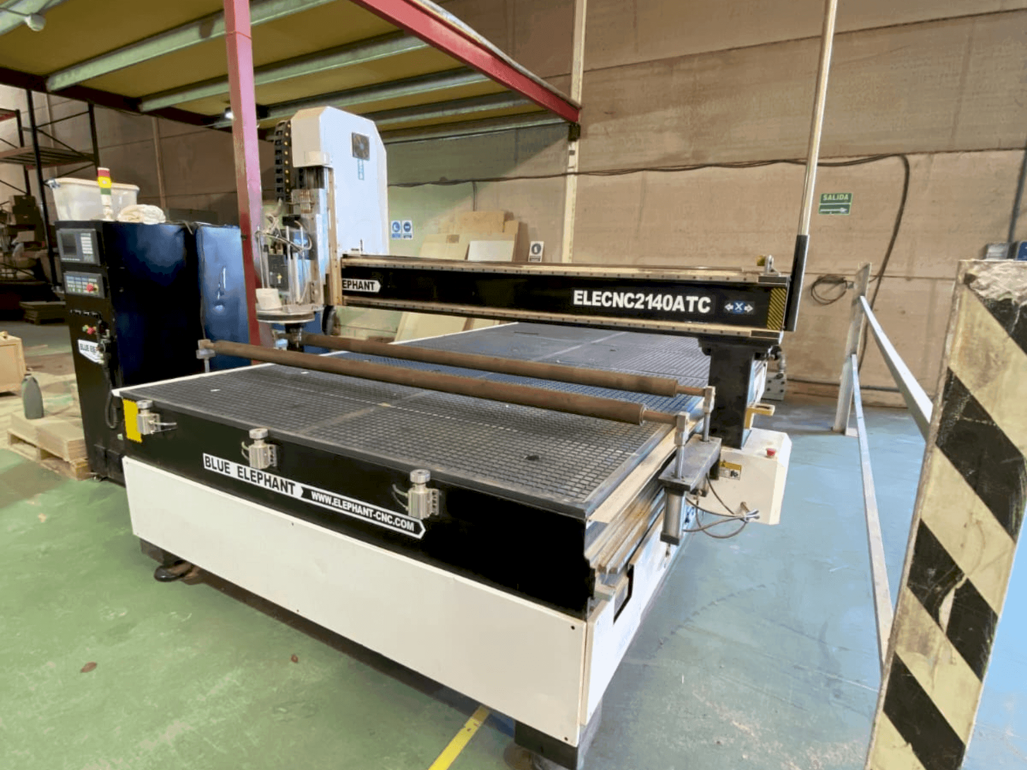 Front view of BLUE ELEPHANT ELECNC 2200x3700 machine
