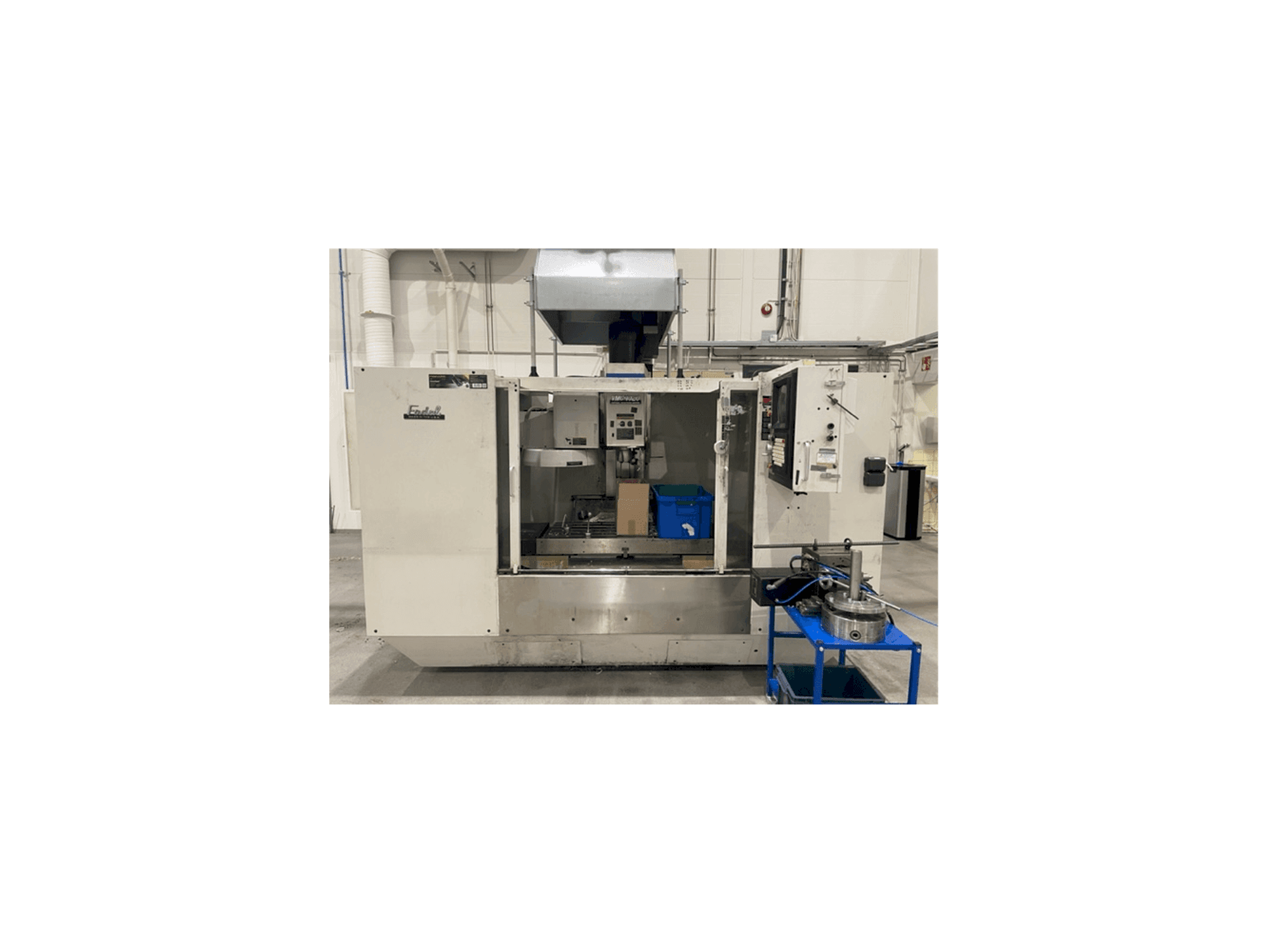 Front view of FADAL VMC 4020HT machine