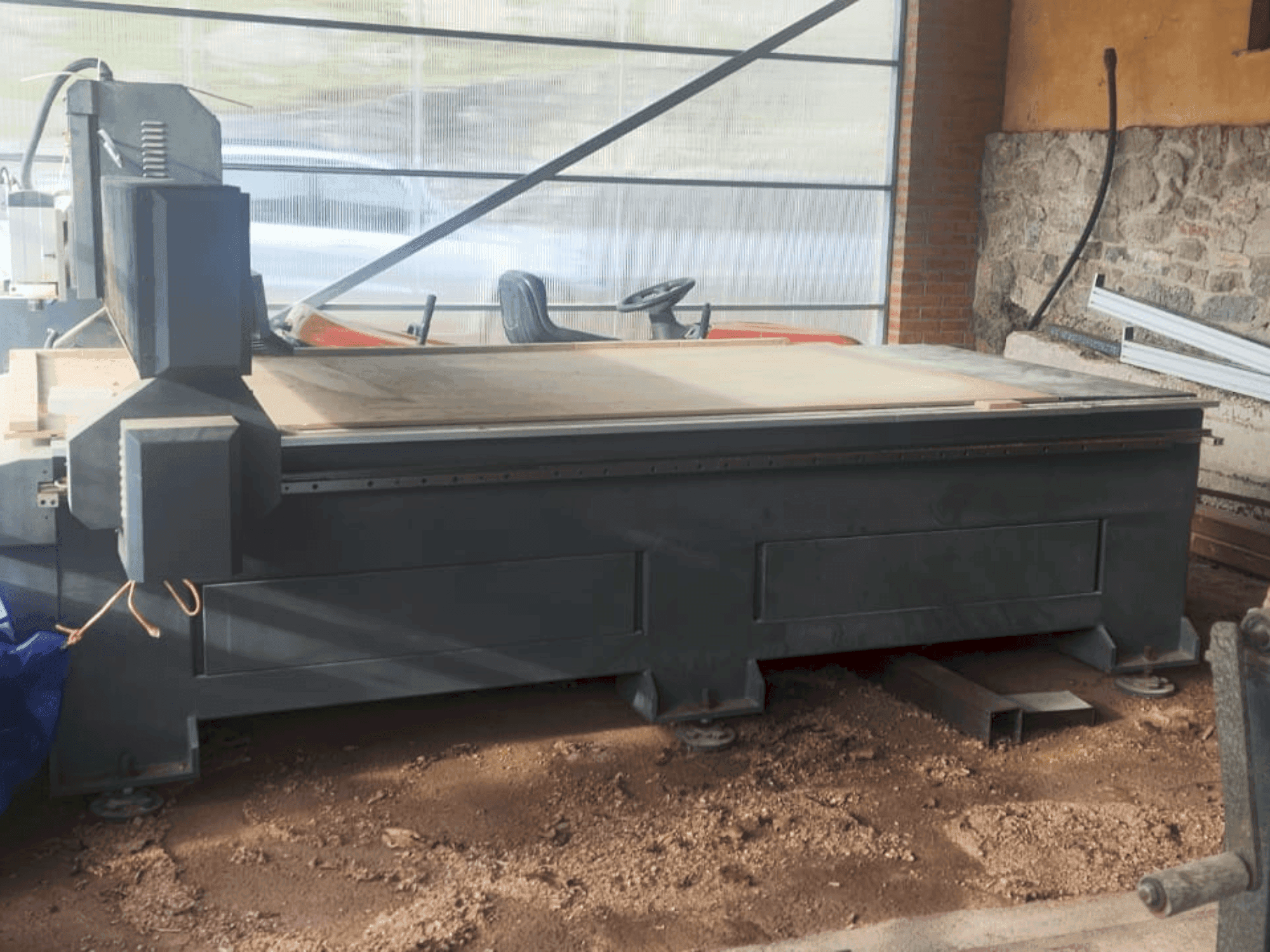 Front view of BARCENAS CNC SW1325V machine