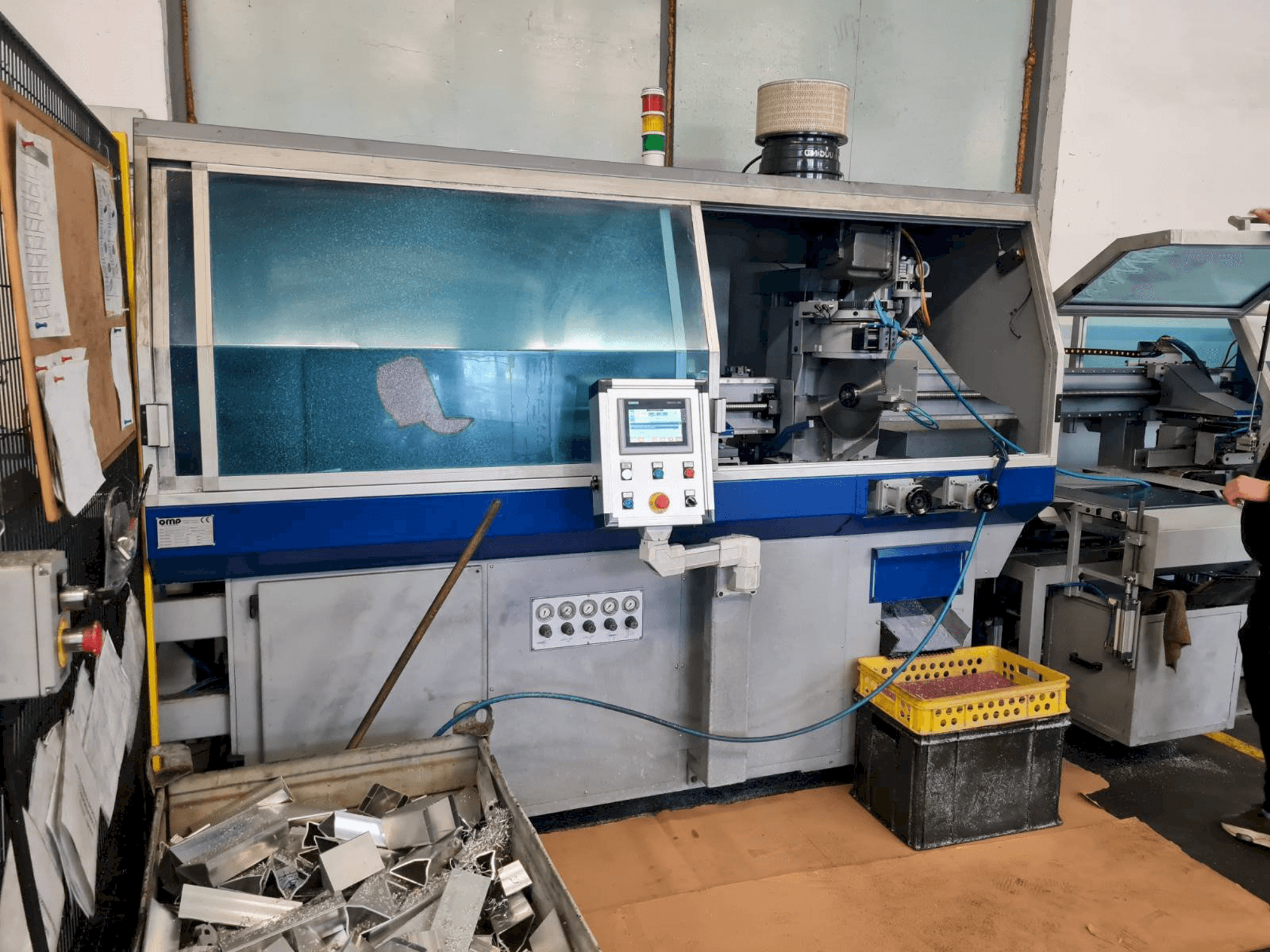 Front view of OMP EURO 400 CMCNPRL machine