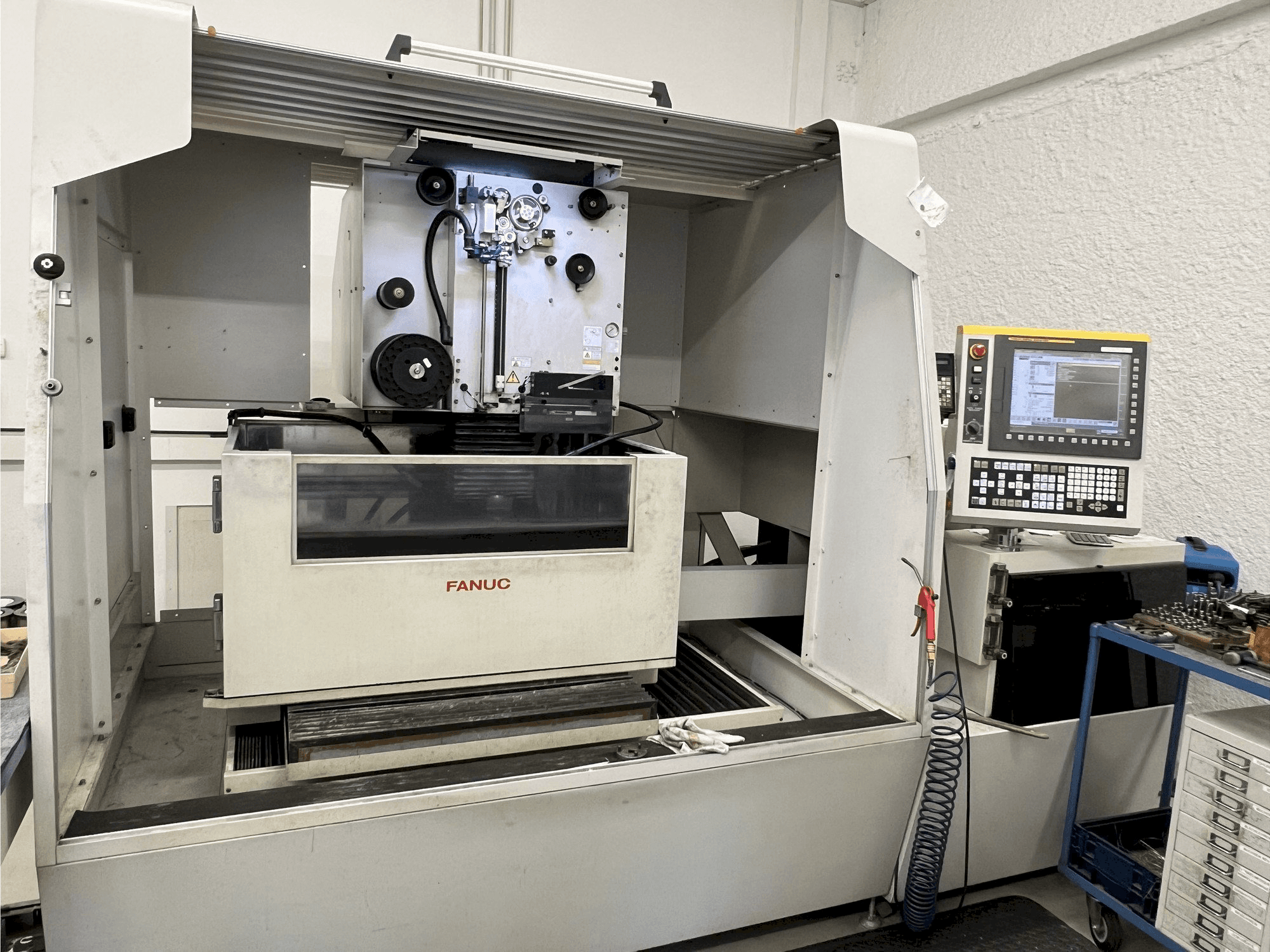 Front view of FANUC Robocut Alpha 1-iD machine