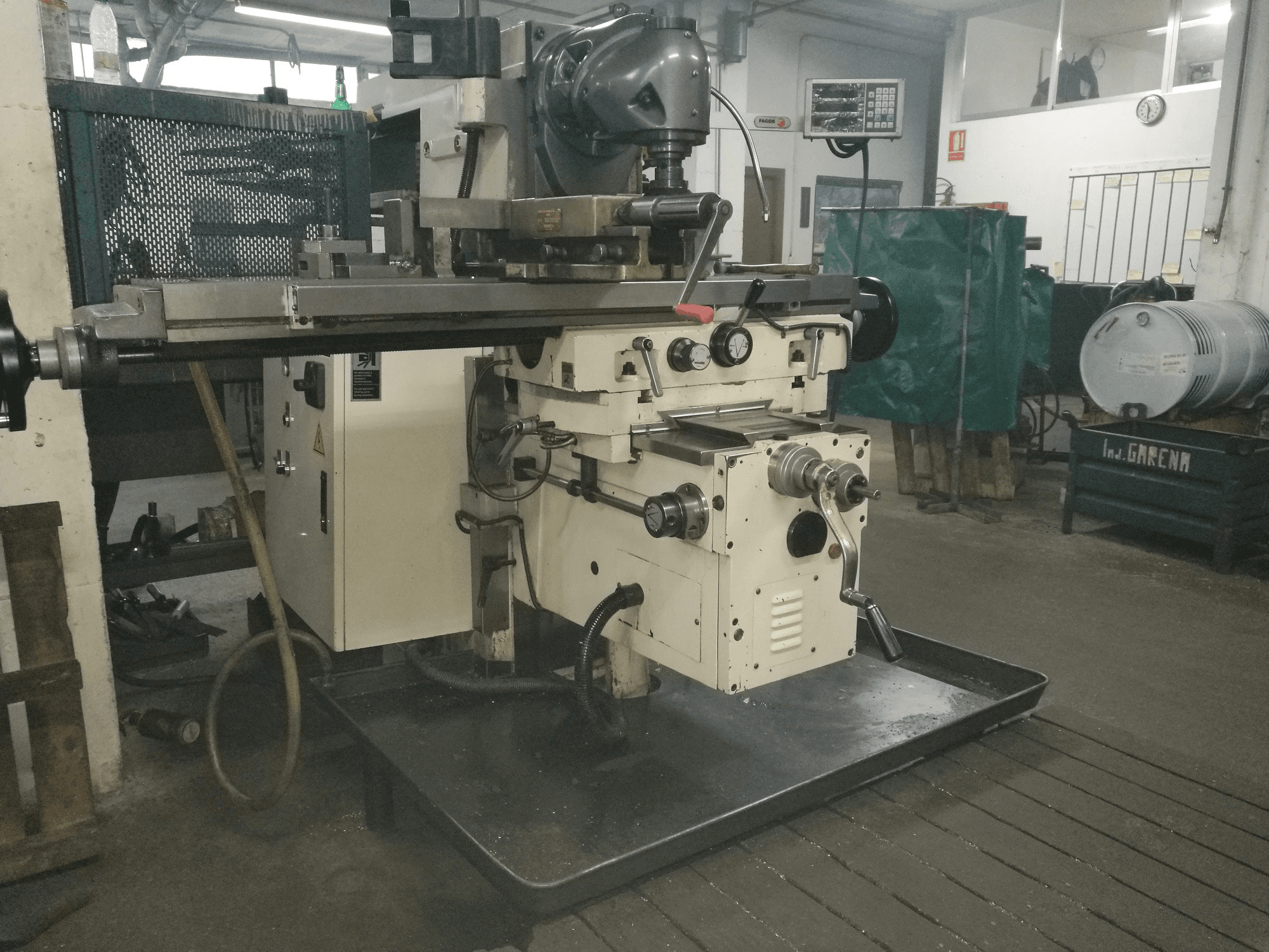 Front view of LAGUN FU-130 machine