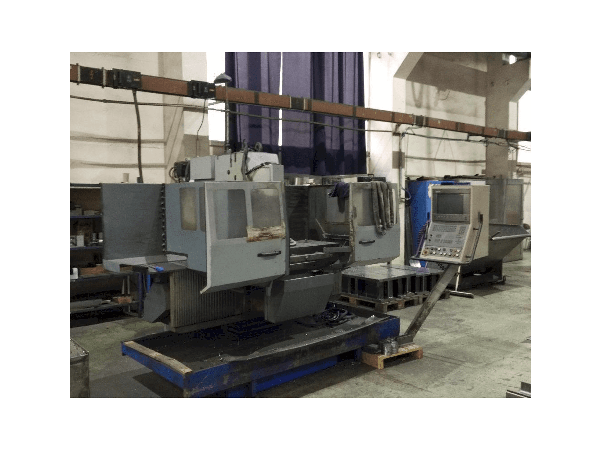 Front view of TOS FGS 50 CNC-B machine