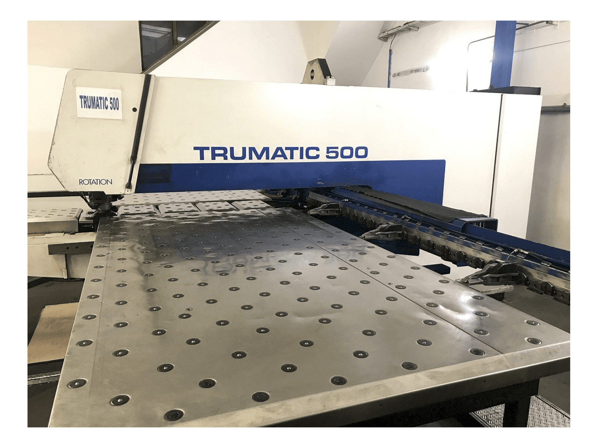 Front view of Trumpf Trumatic 500R machine