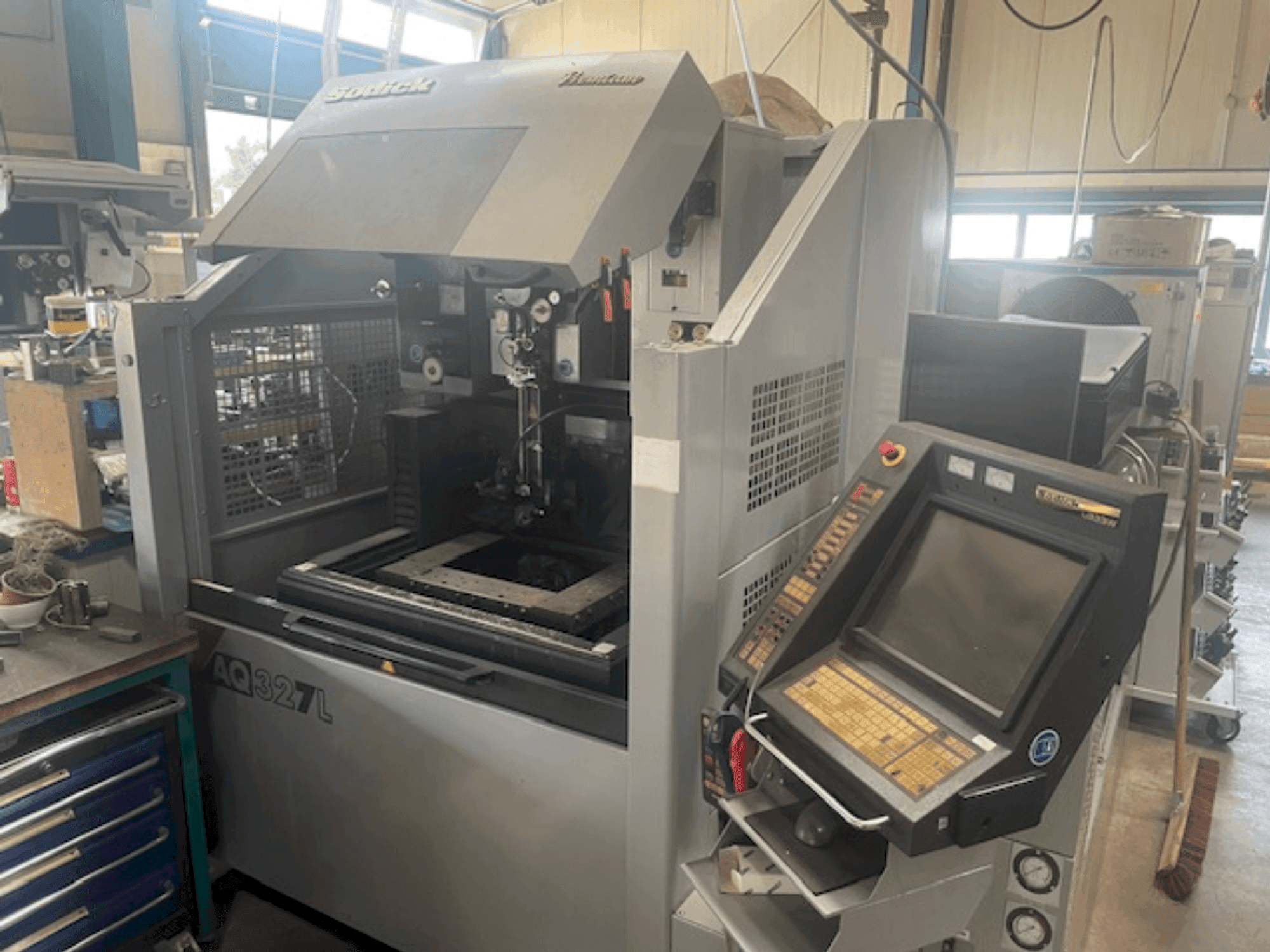 Front view of Sodick AQ327l machine