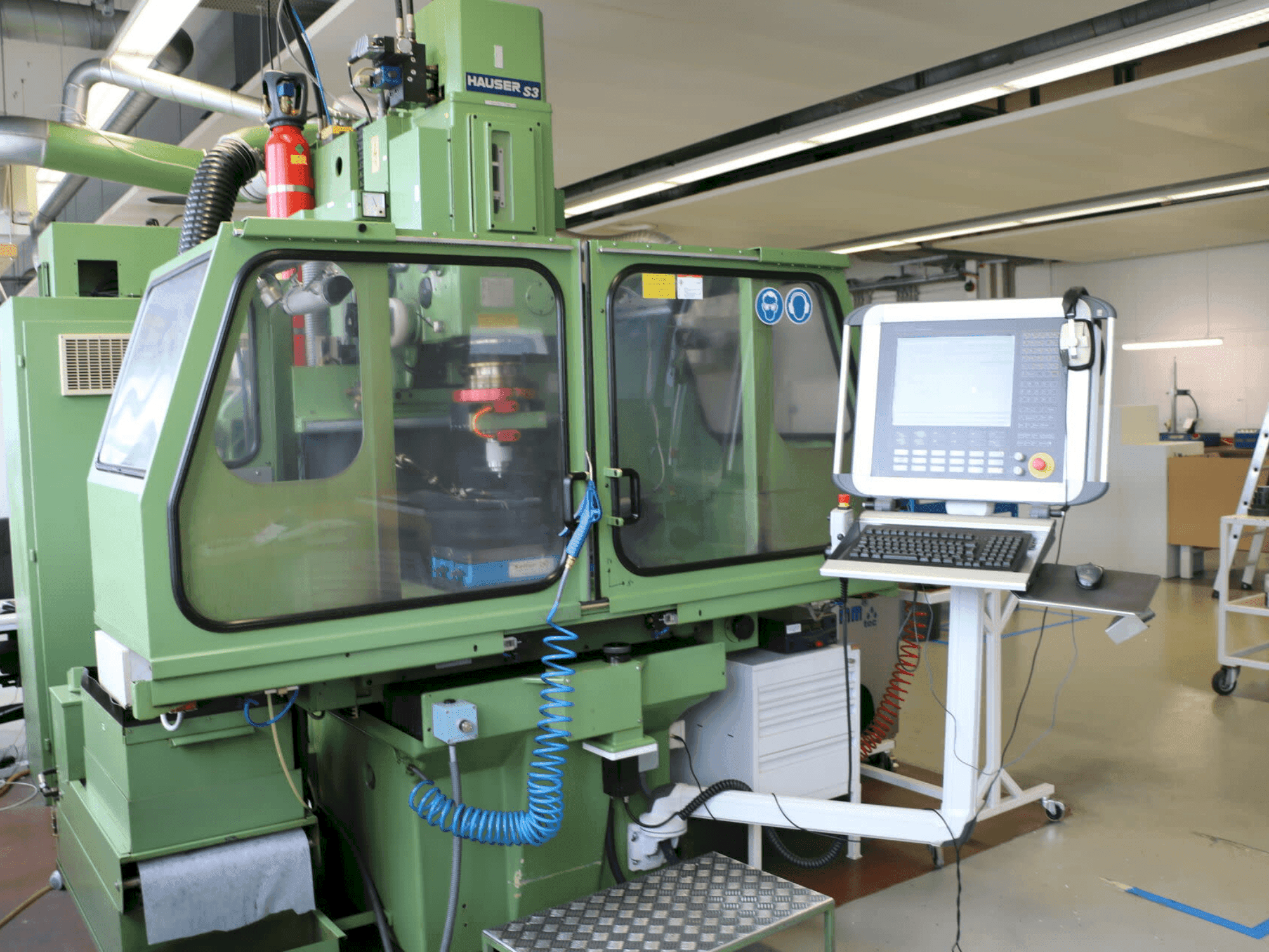Front view of HAUSER S3 machine