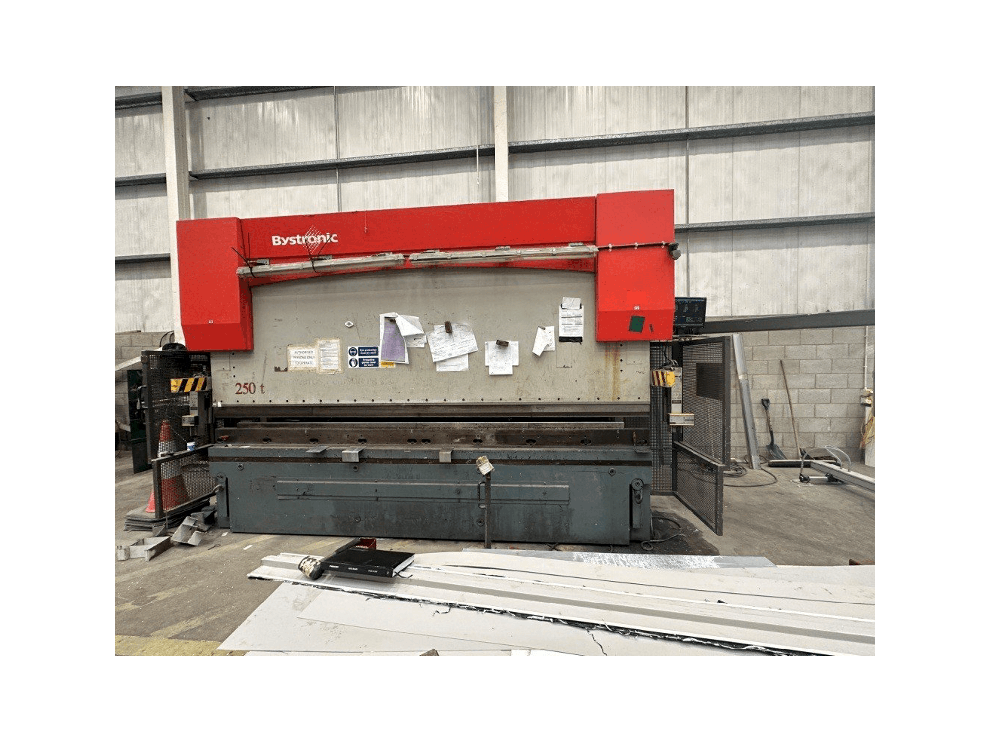 Front view of Bystronic PR 250 x 4100 machine