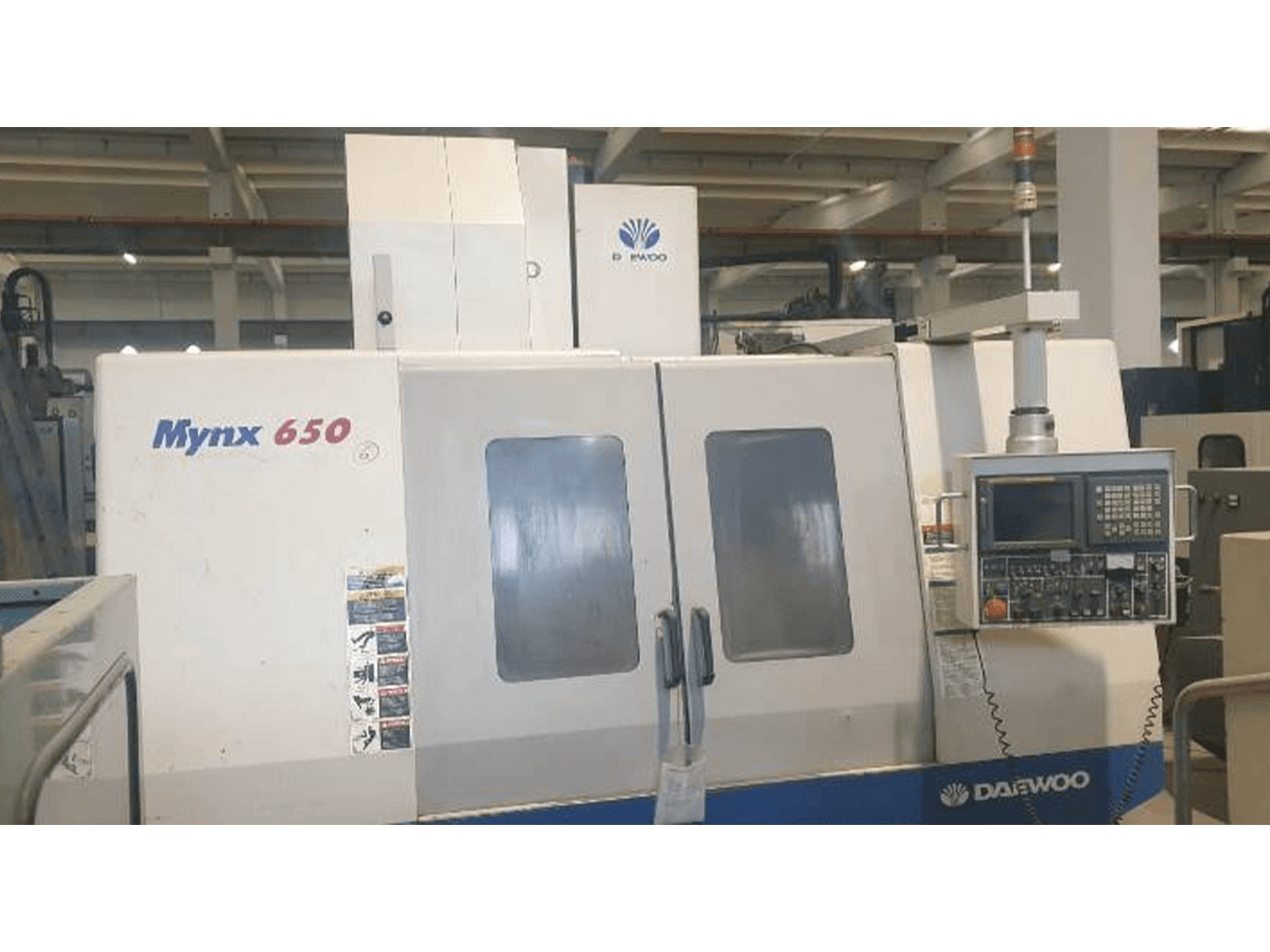 Front view of DAEWOO MYNX 650 machine