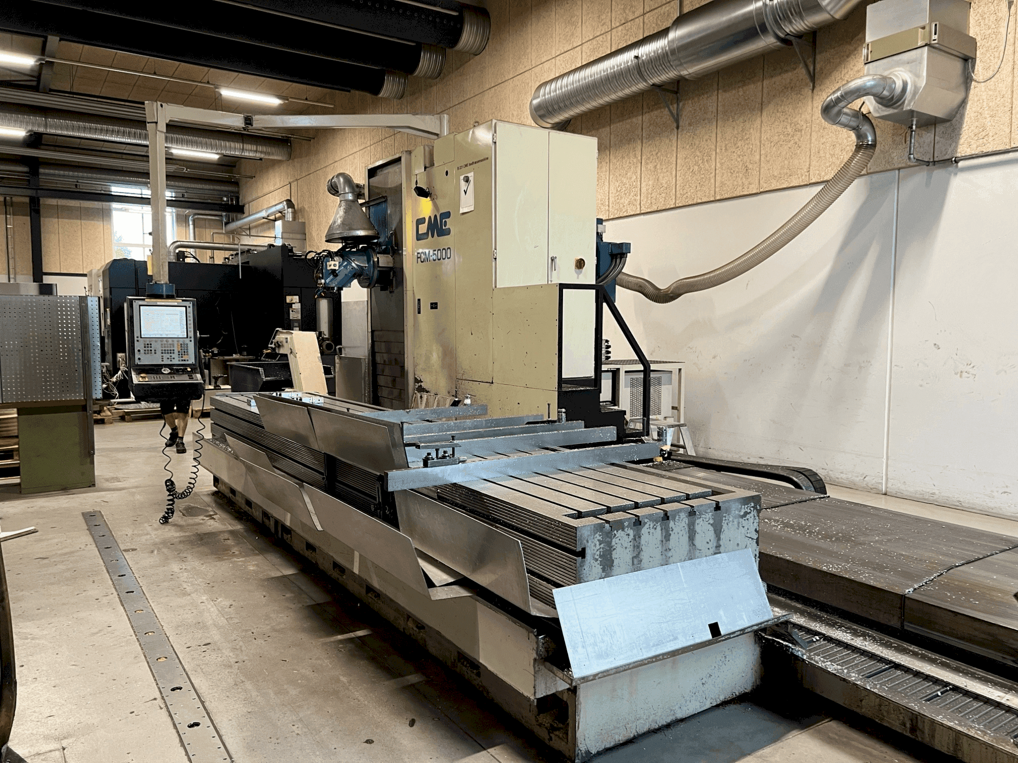 Front view of CME FCM 5000 machine