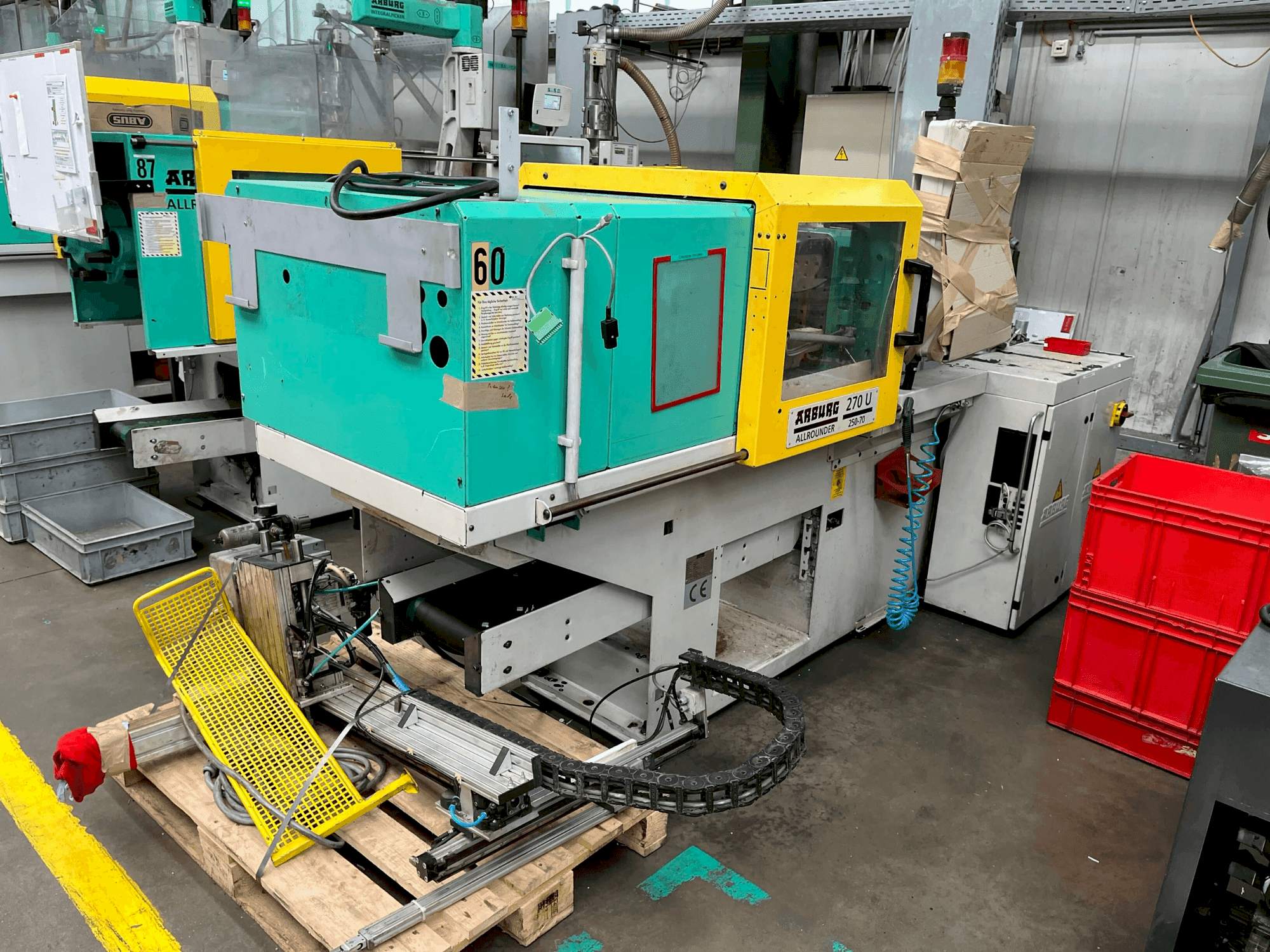 Front view of Arburg Allrounder 270-25U machine