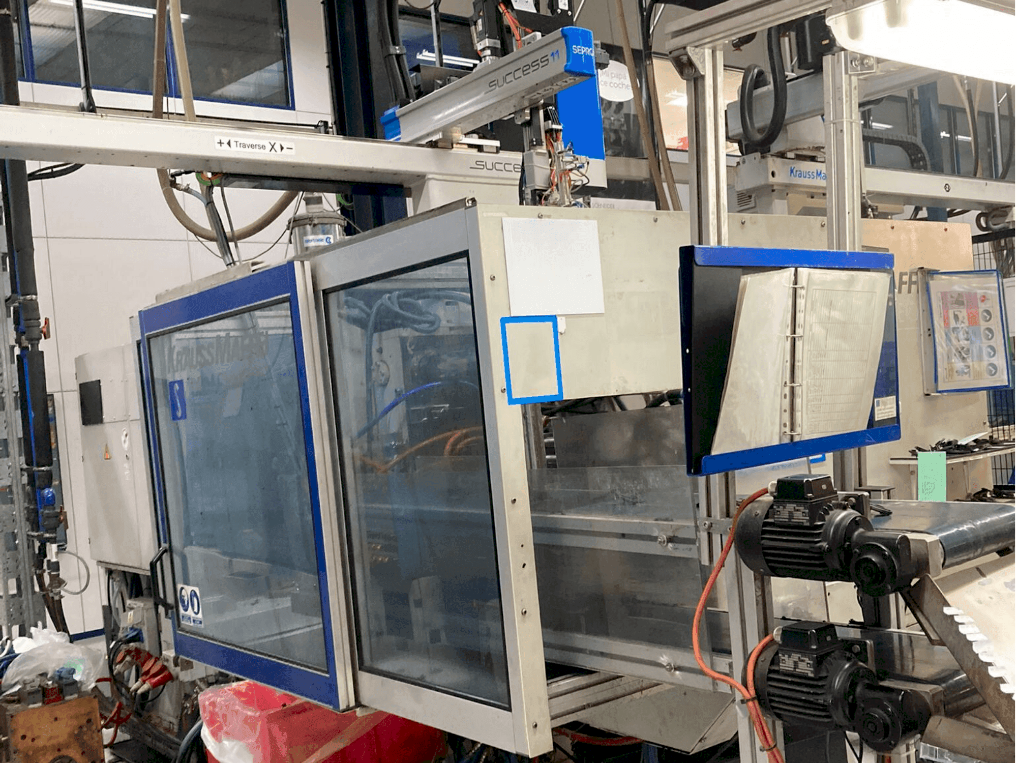 Front view of Krauss Maffei 150-700 C2 machine