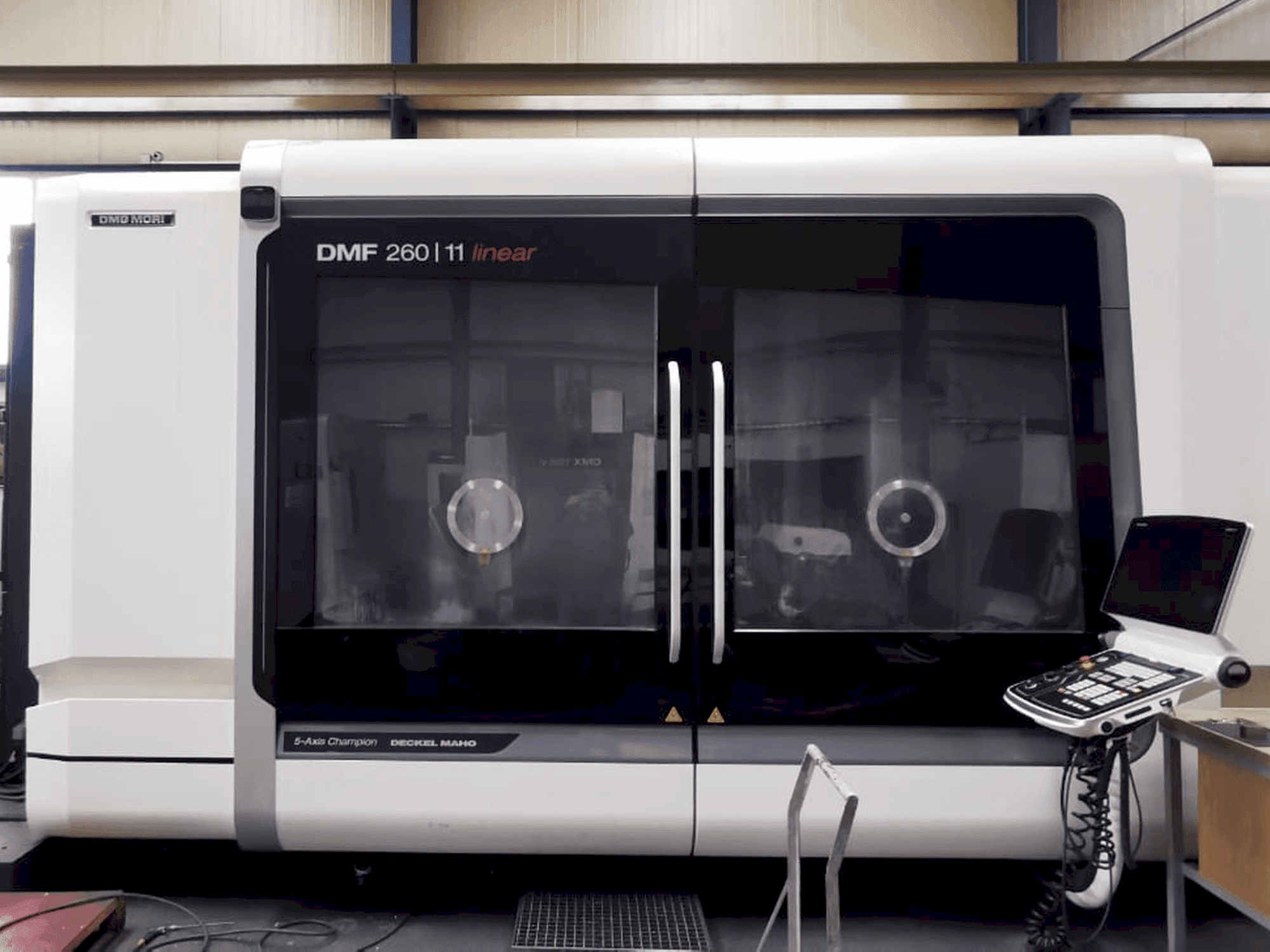 Front view of DMG DMF 260-11 Linear machine