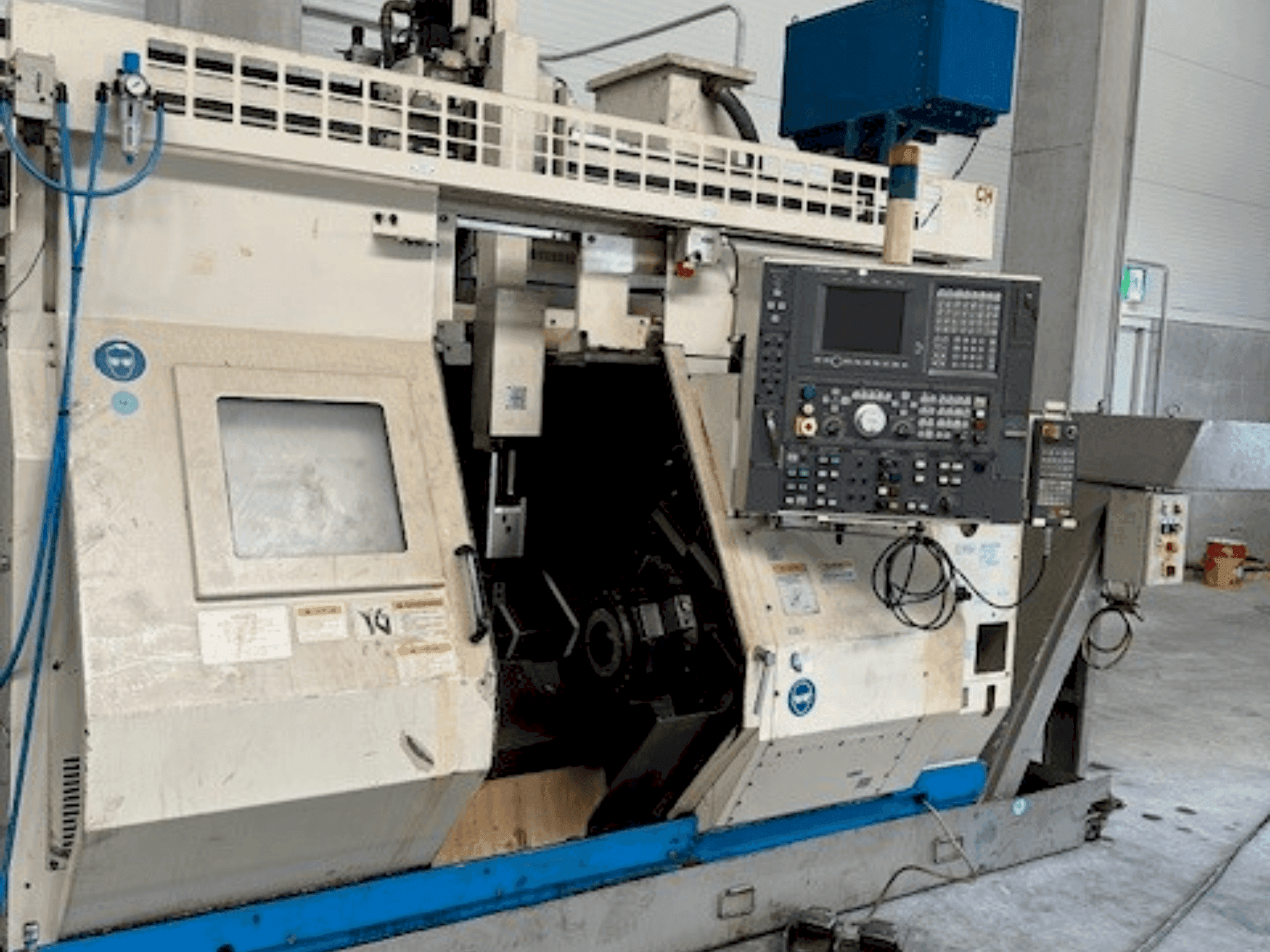 Front view of Okuma LT10 machine